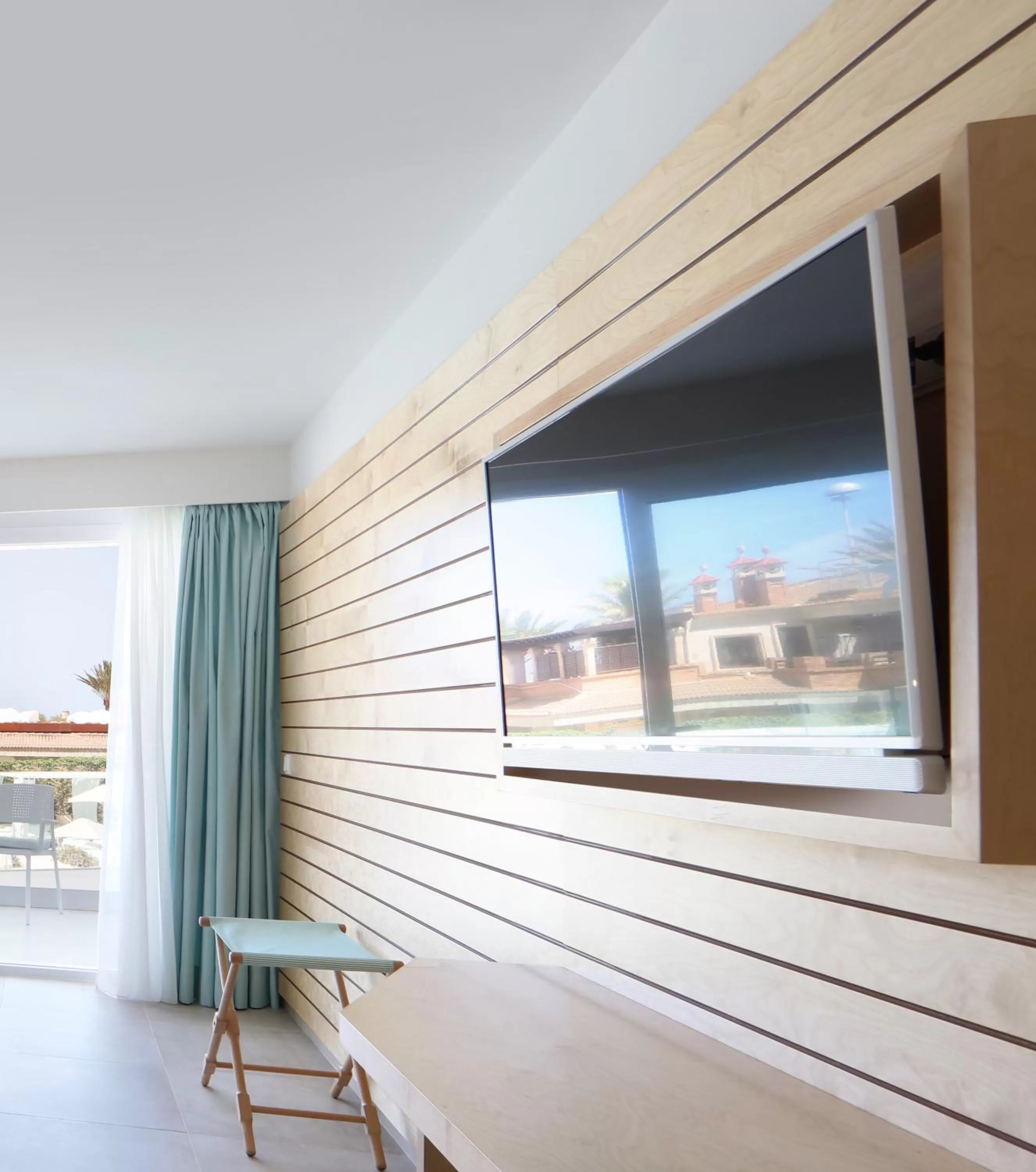 TV and multimedia in Iberostar Selection Playa de Palma