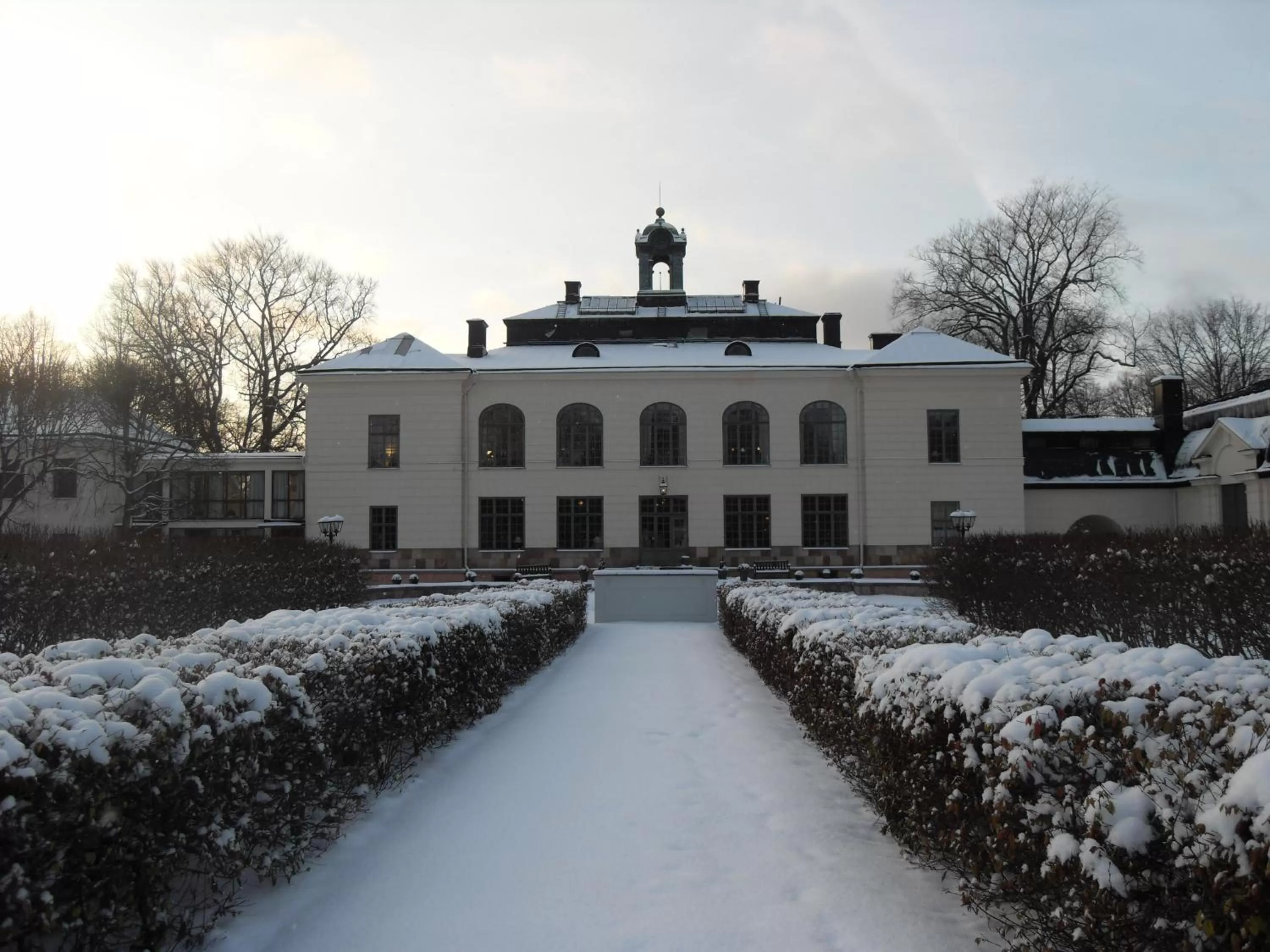 Facade/entrance in Näsby Slott