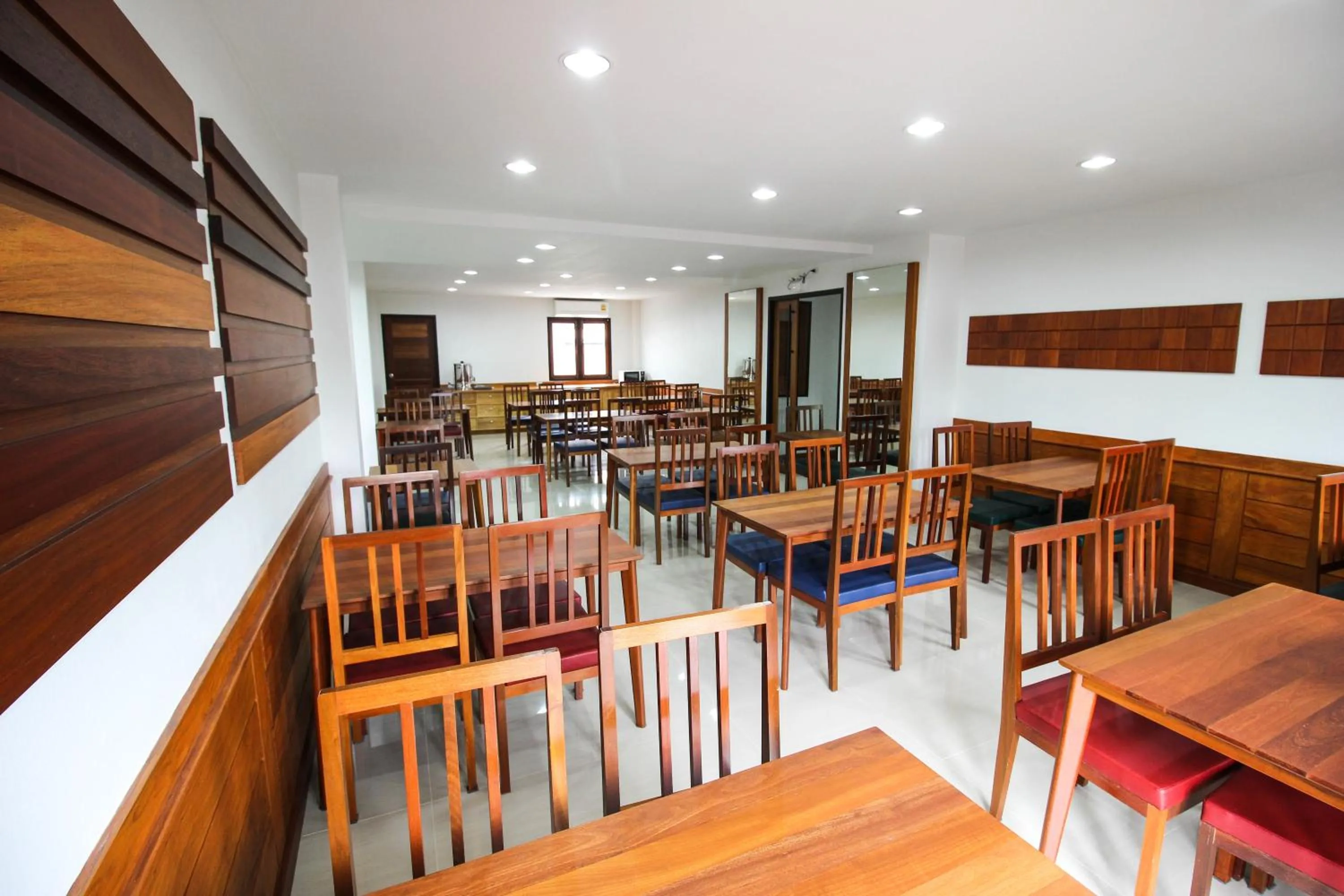 Food in Tai-Shan Suites