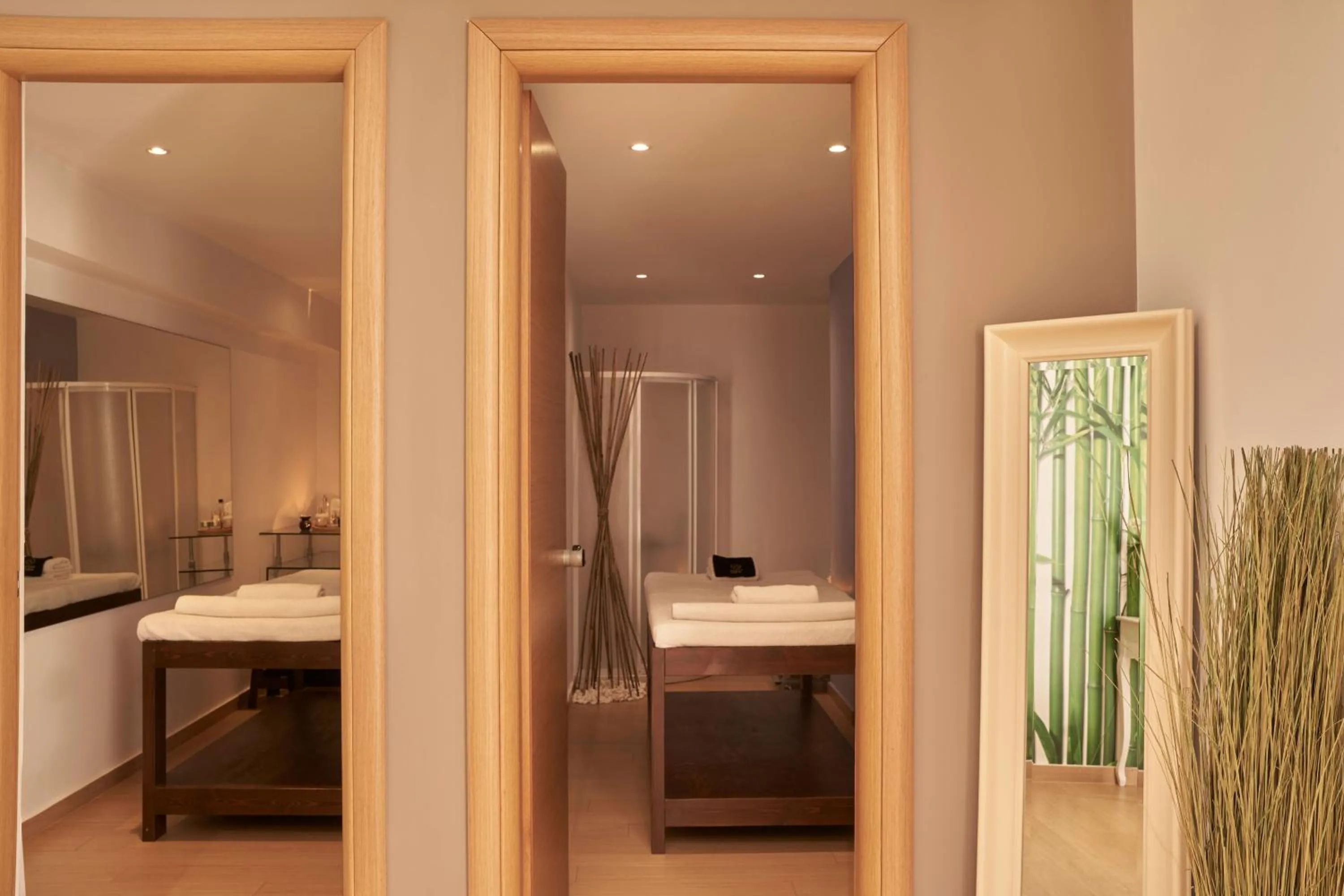 Spa and wellness centre/facilities, Bed in Atlantica Amalthia Beach Hotel - Adults Only