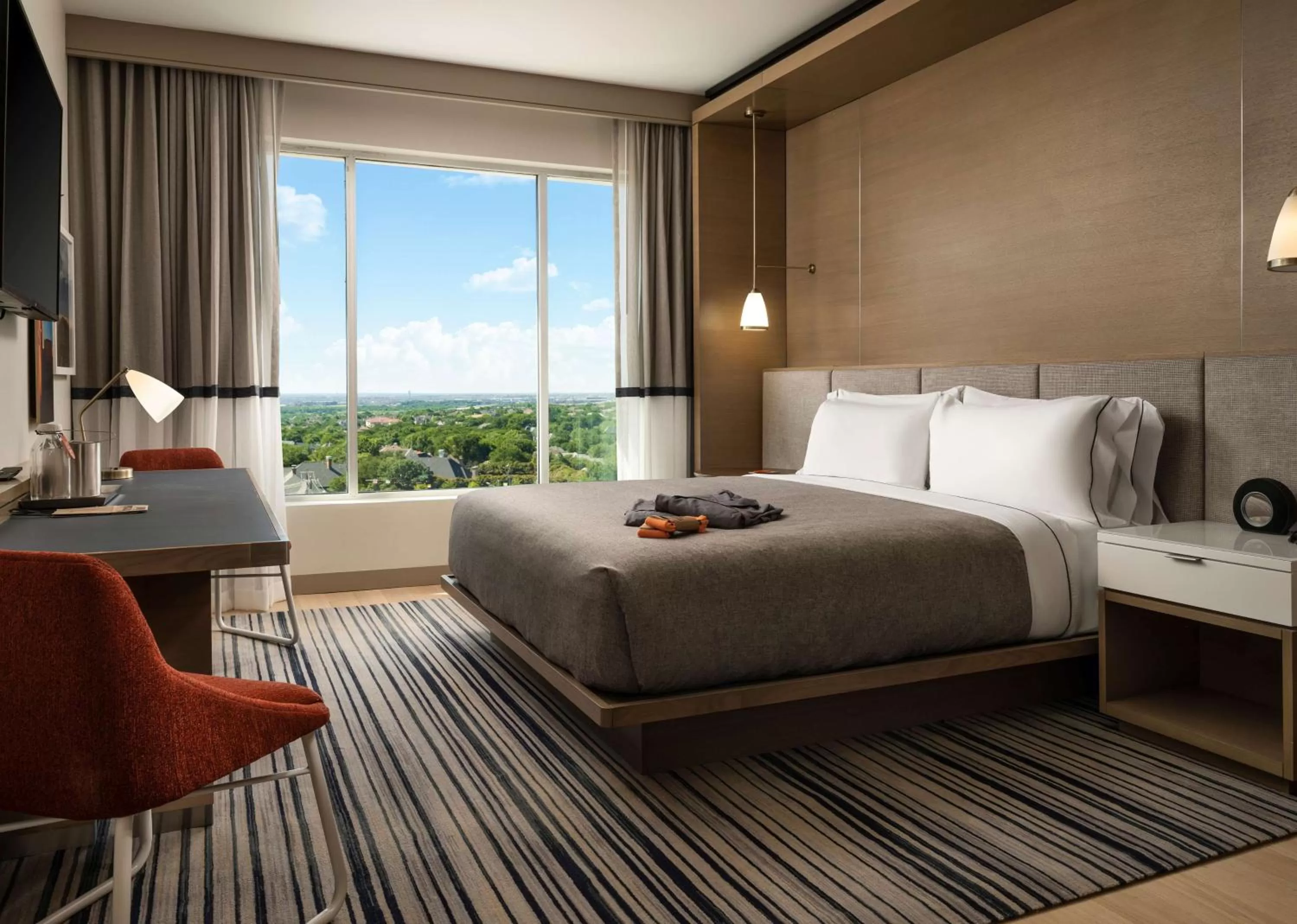 Bedroom, Bed in Canopy By Hilton Dallas Frisco Station