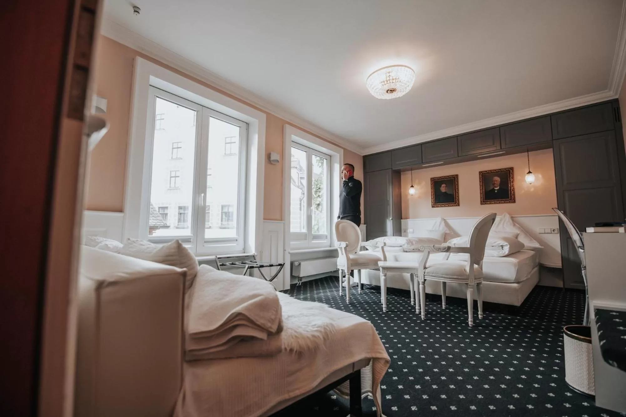 Living room, Bed in Boutique Hotel am Rathaus - Reblaus
