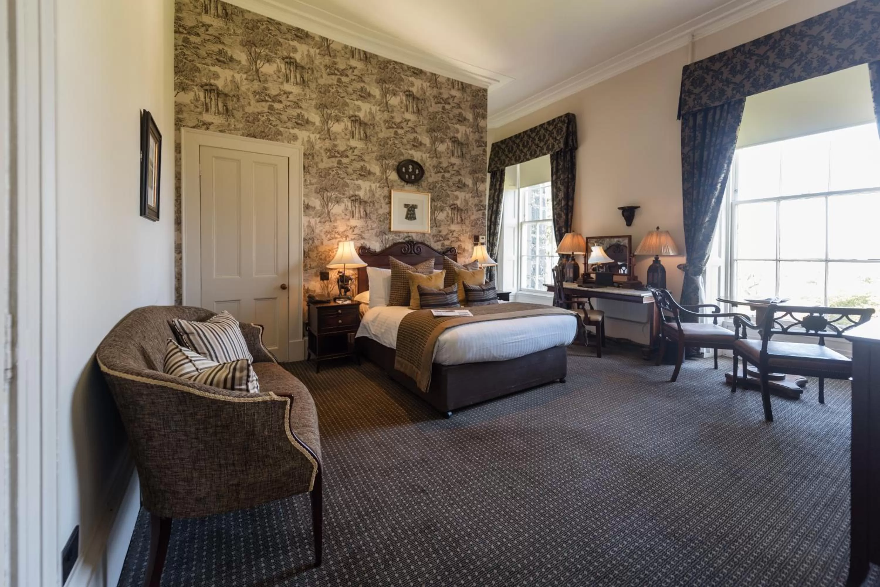 Bed in Meldrum House Hotel Golf And Country Estate