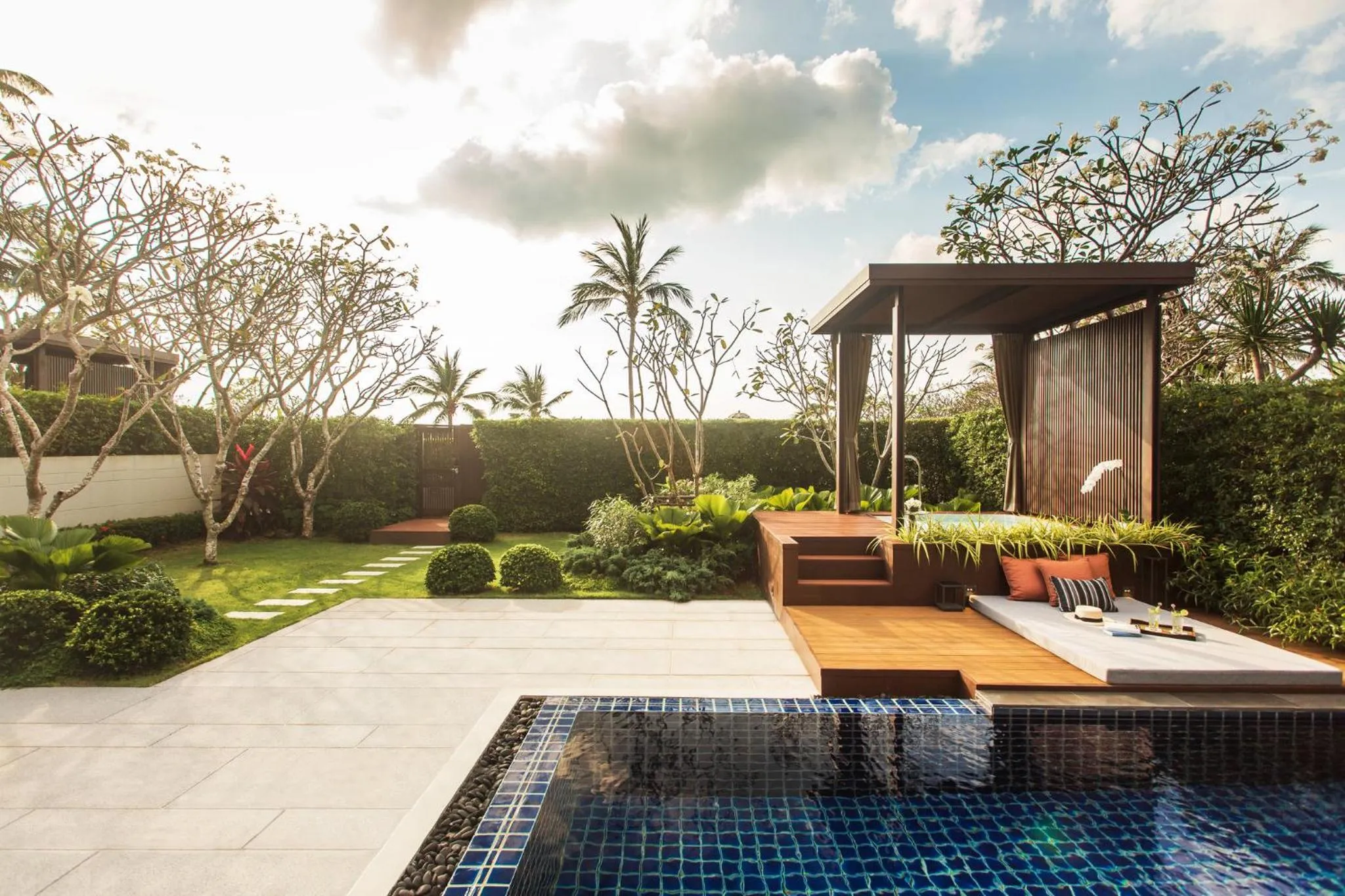 Photo of the whole room, Swimming Pool in InterContinental Koh Samui Resort, an IHG Hotel