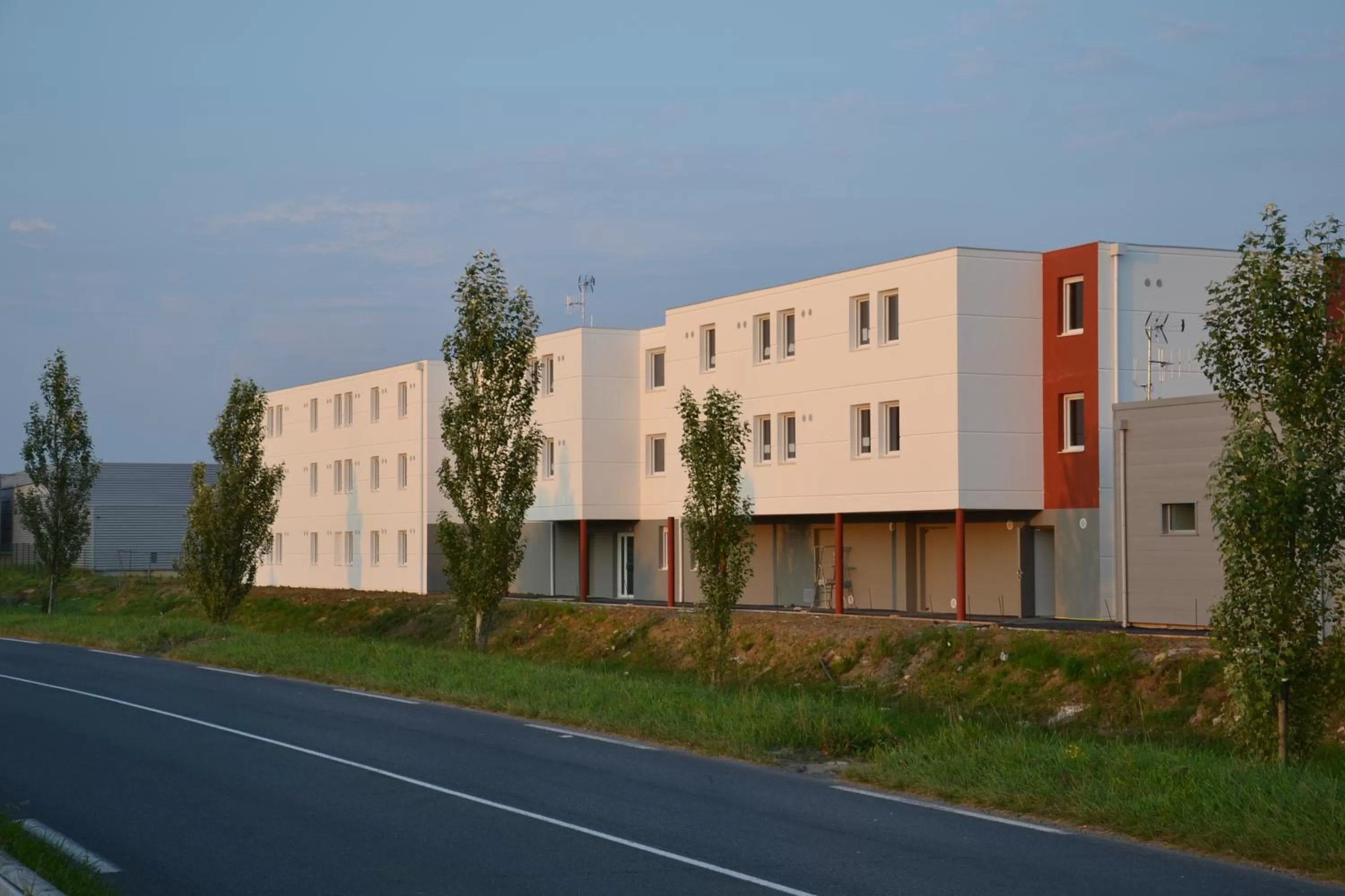 Facade/entrance in Adonis Hotel Bayonne