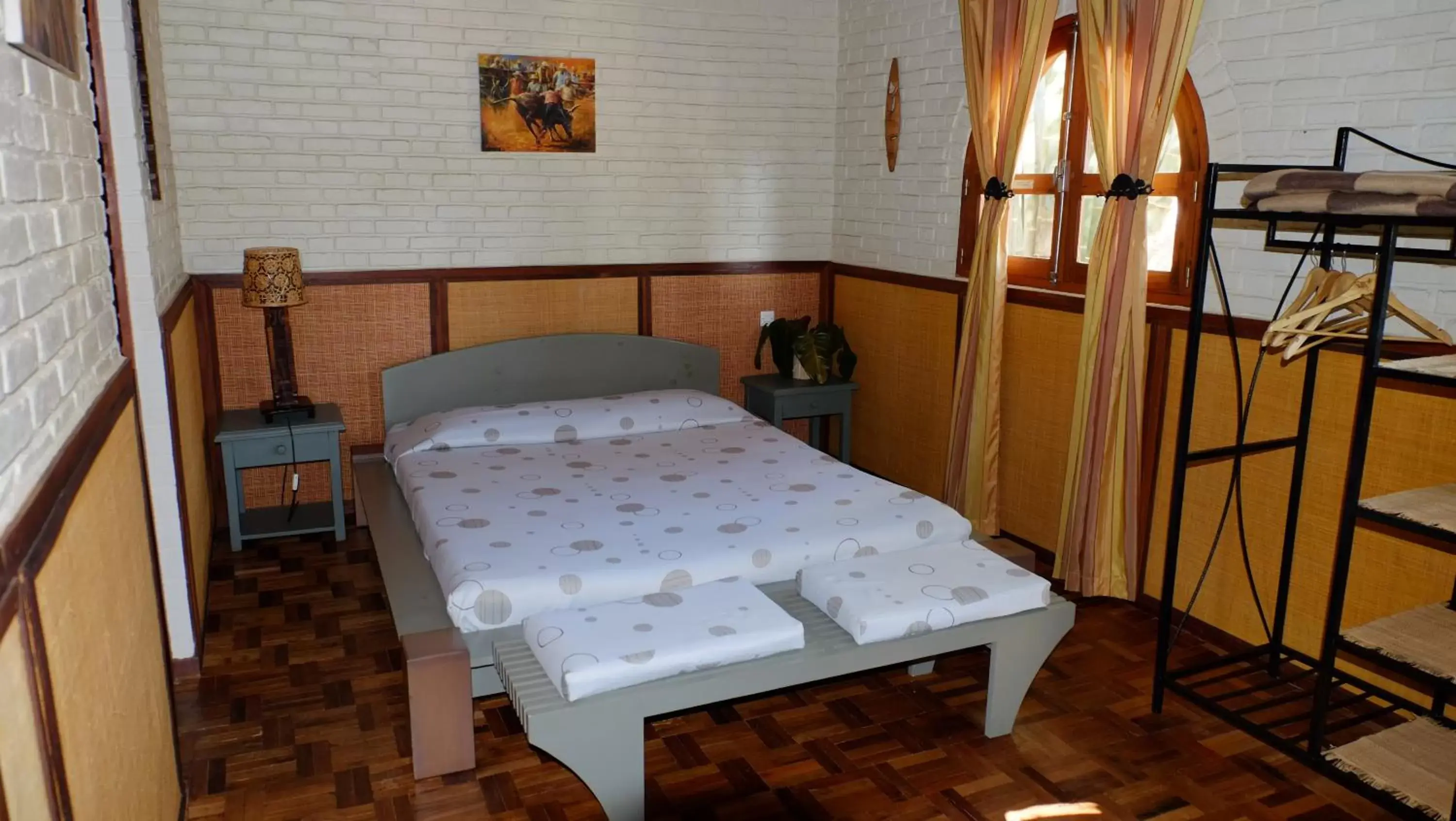 Double Room in Eco Lodge Les Chambres Du Voyageur Double Room in Eco Lodge Les Chambres Du Voyageur