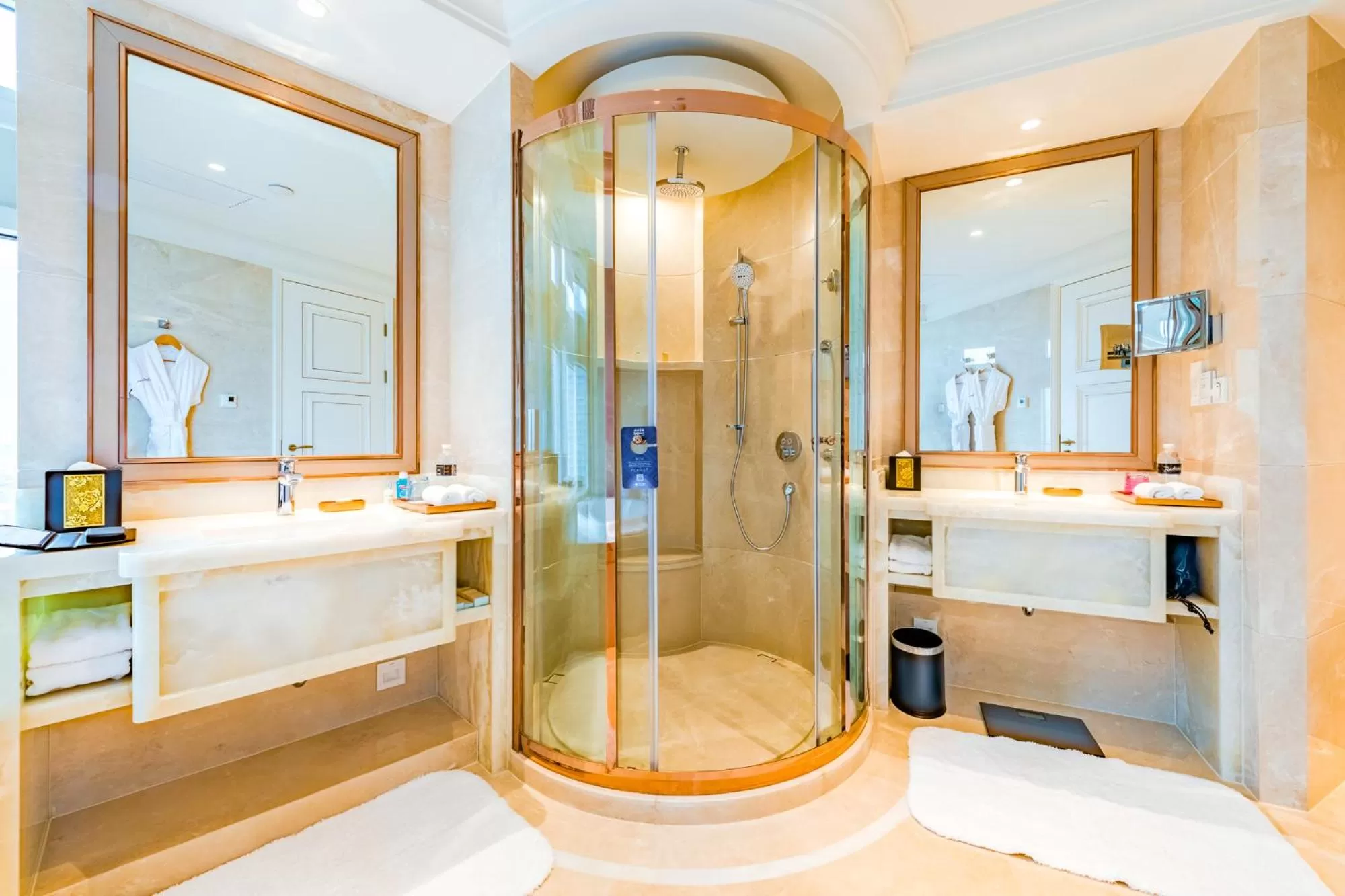 Radisson Collection Hotel, Xing Guo Shanghai