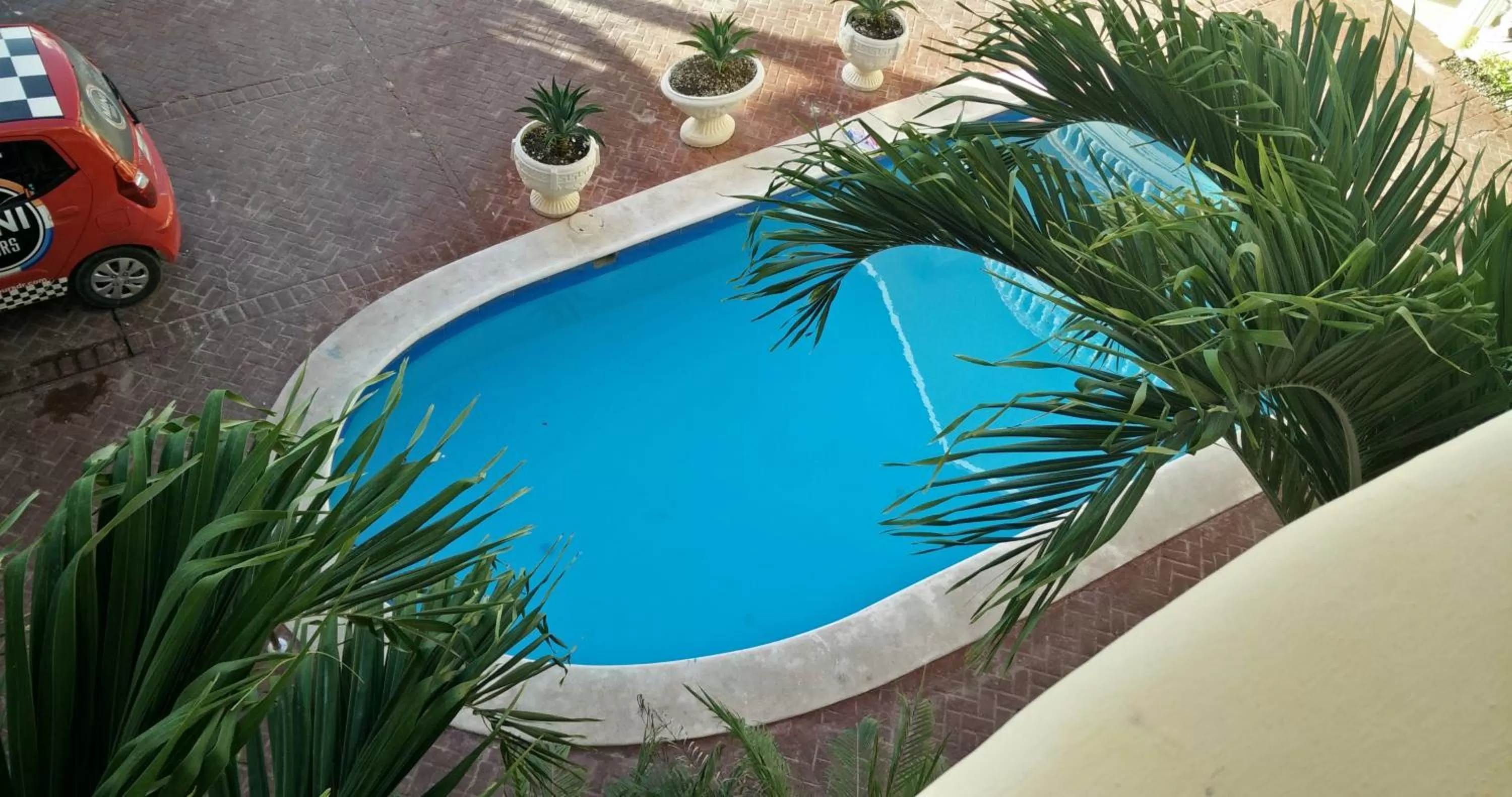 Swimming Pool in White Sands shared apartments