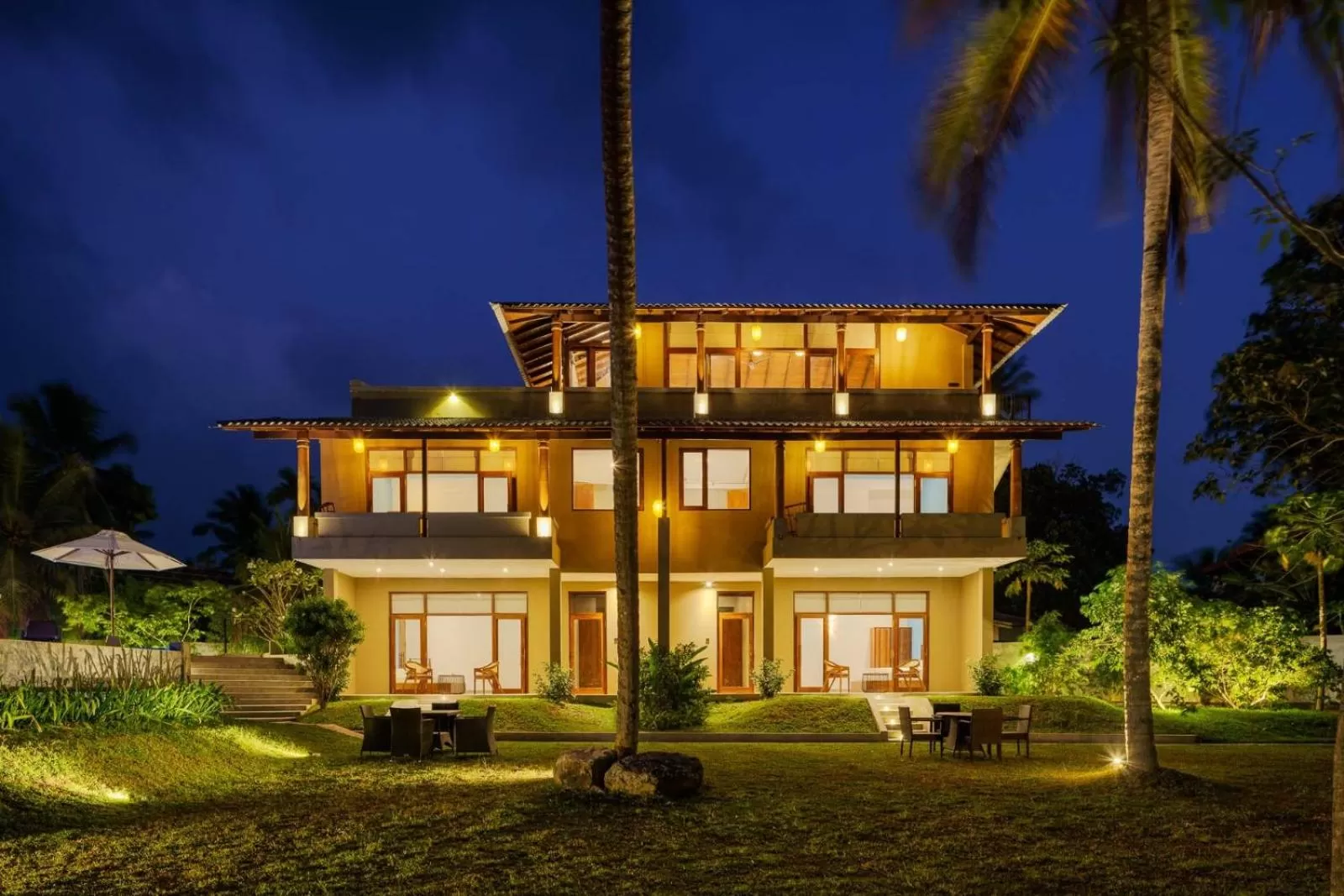 Property building in Kiss Blossom