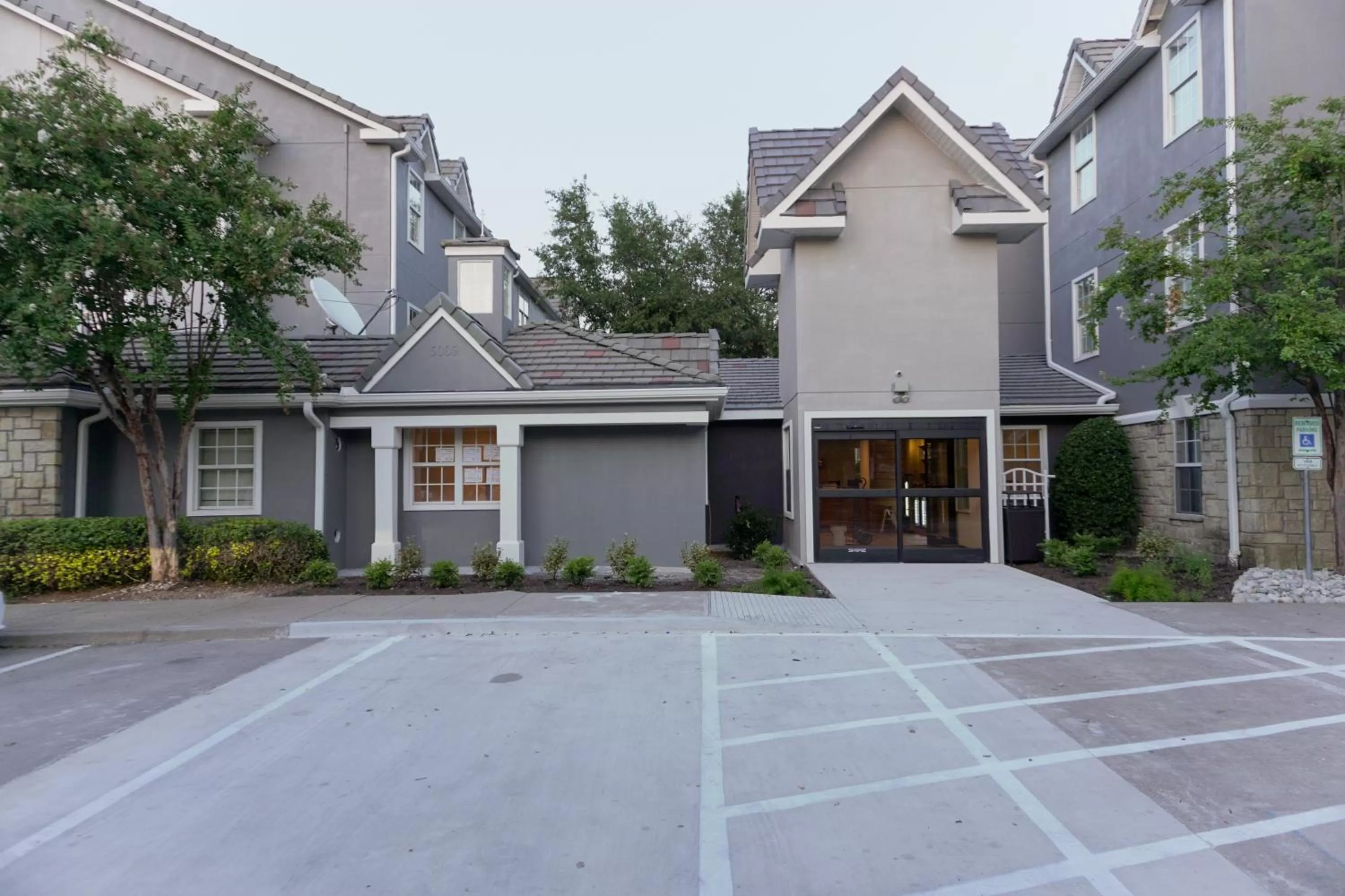 Property building in TownePlace Suites by Marriott Dallas Plano/Legacy