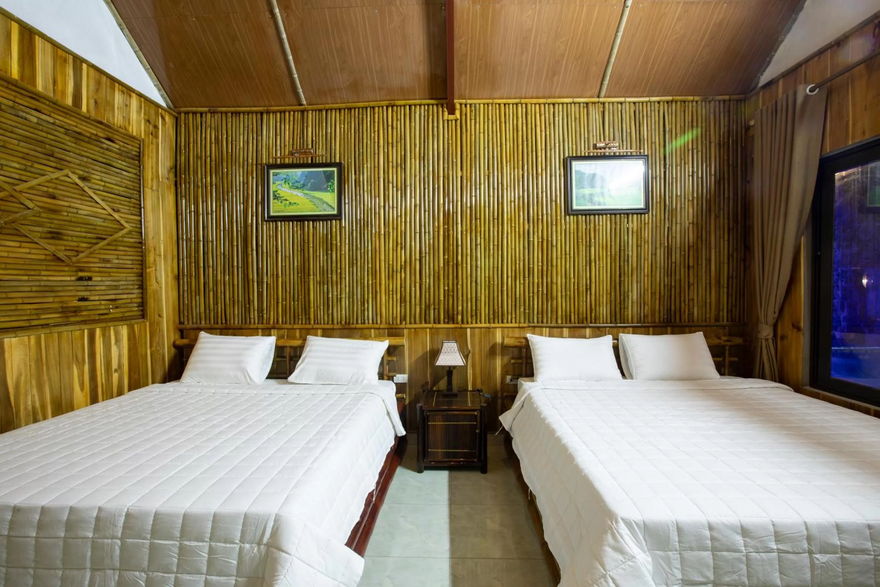 Bed in Tam Coc Charming Bungalow