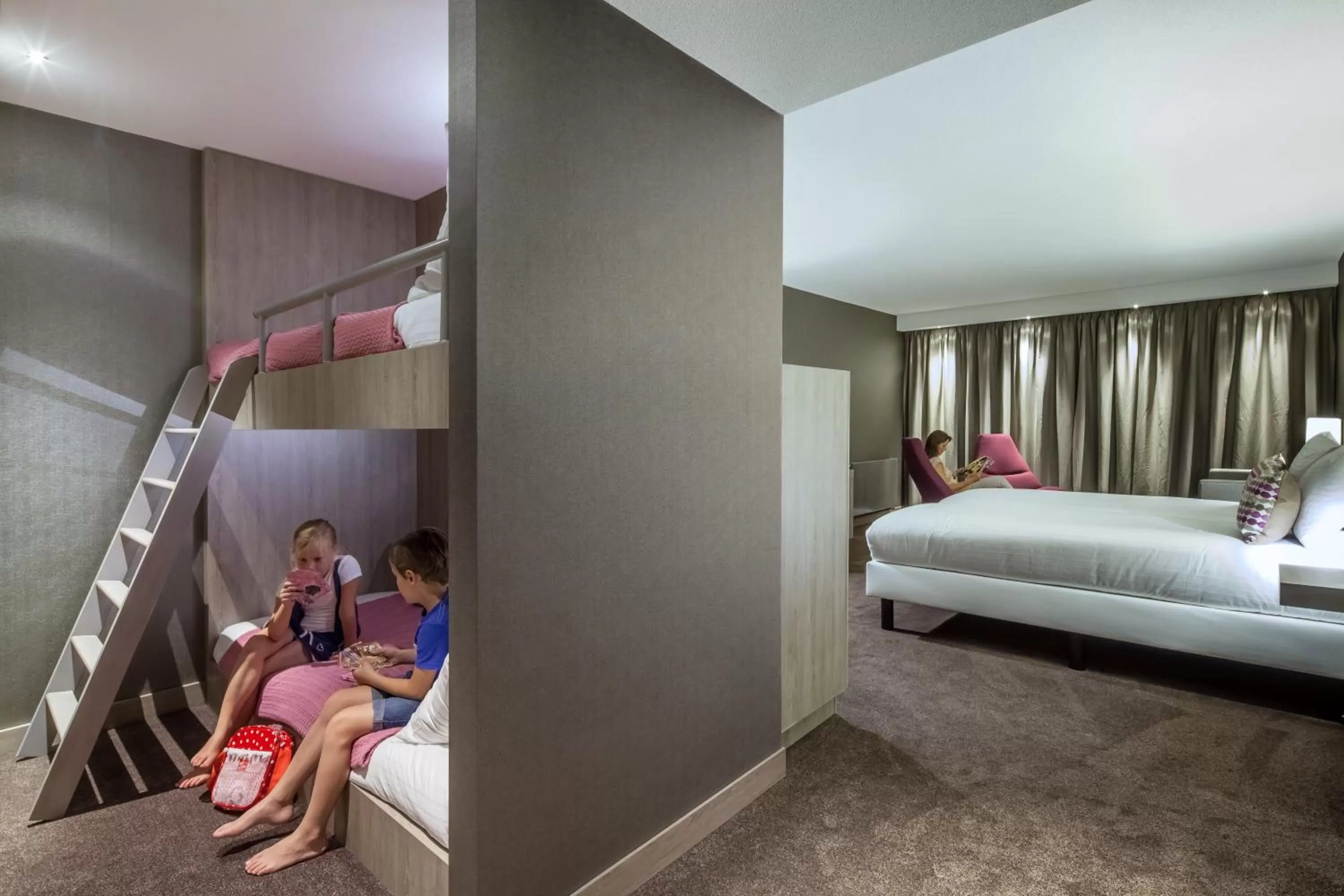Superior Family Room in Van der Valk Hotel Haarlem
