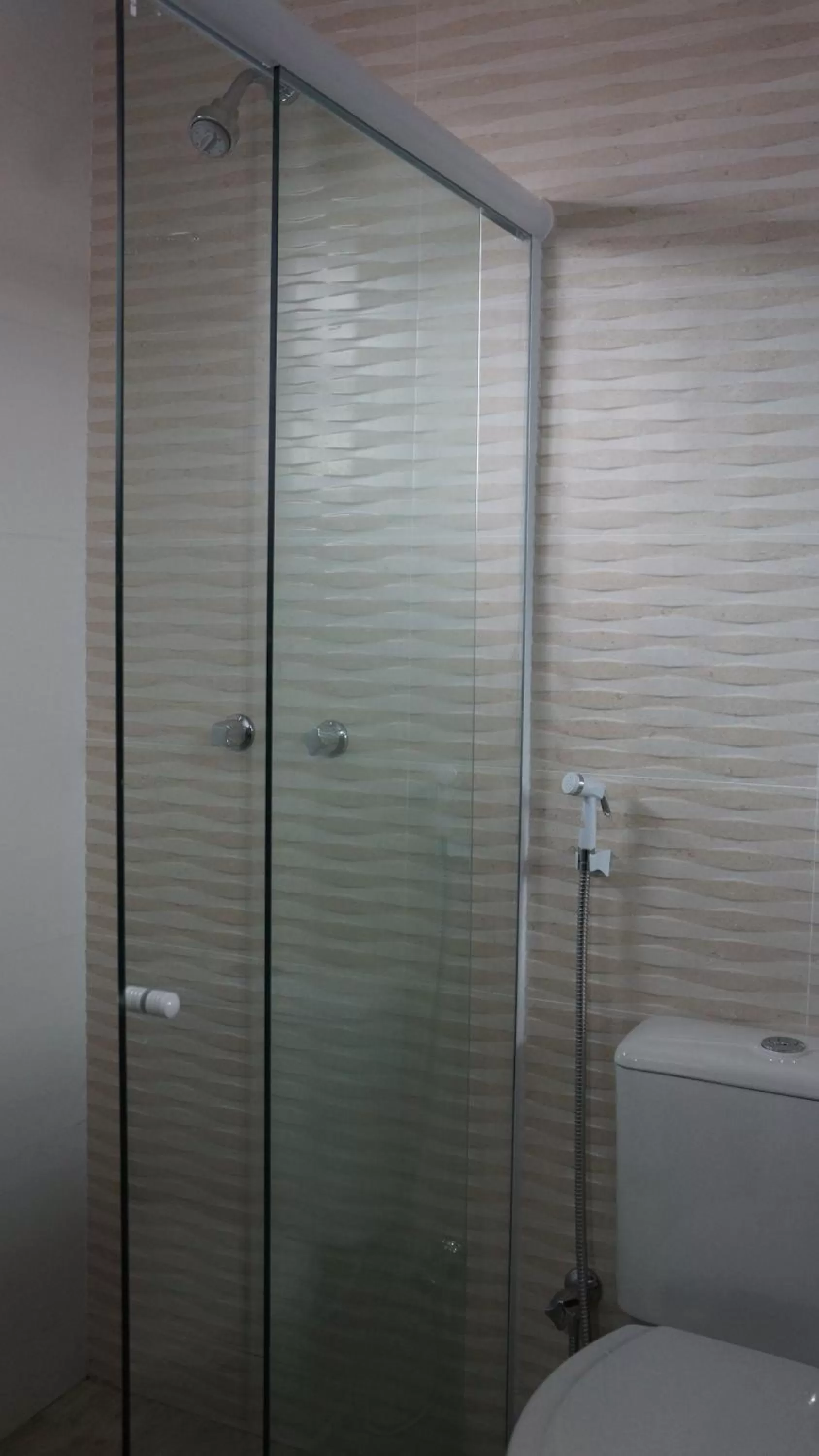 Bathroom in La Coloniale