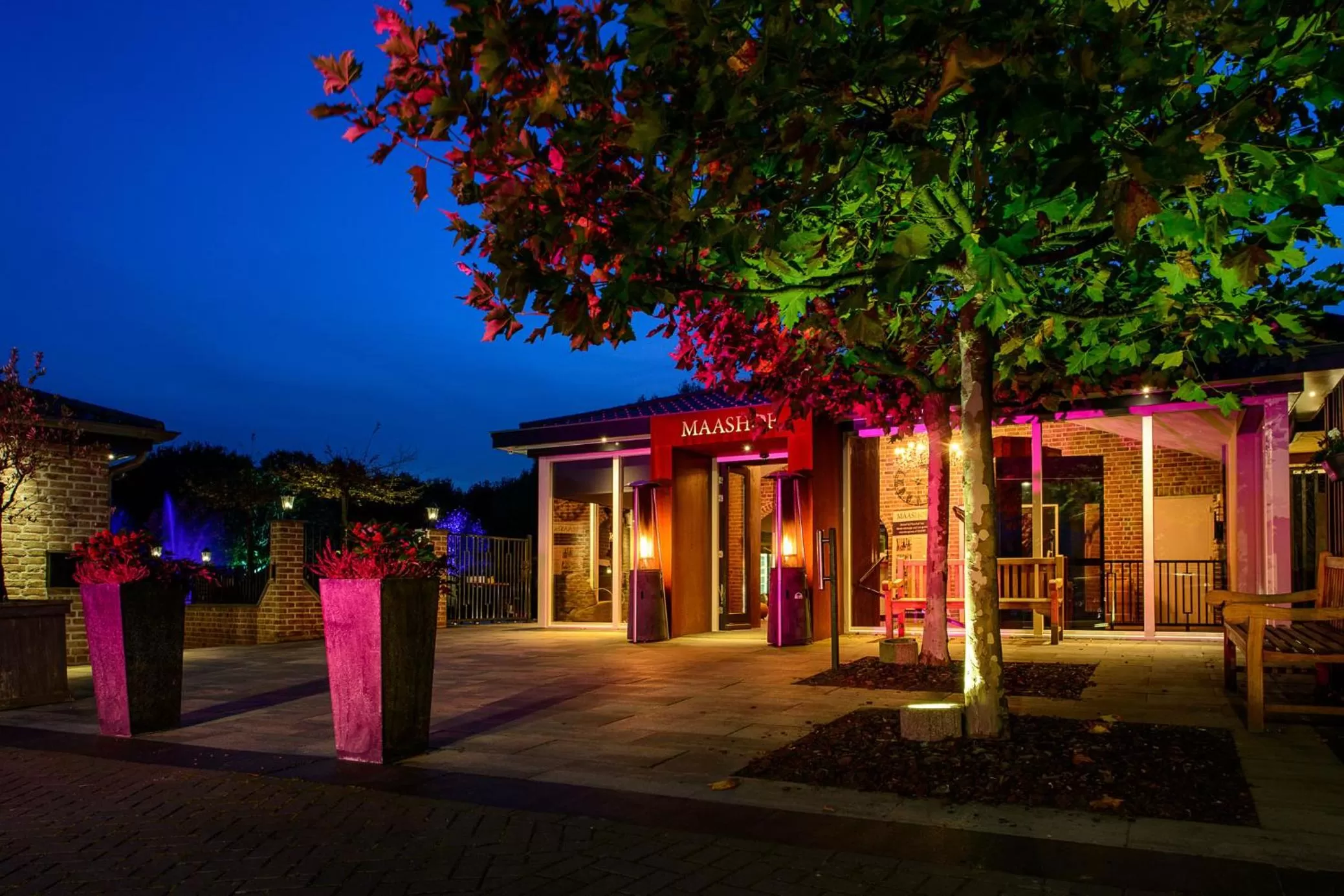 Property building in Maashof