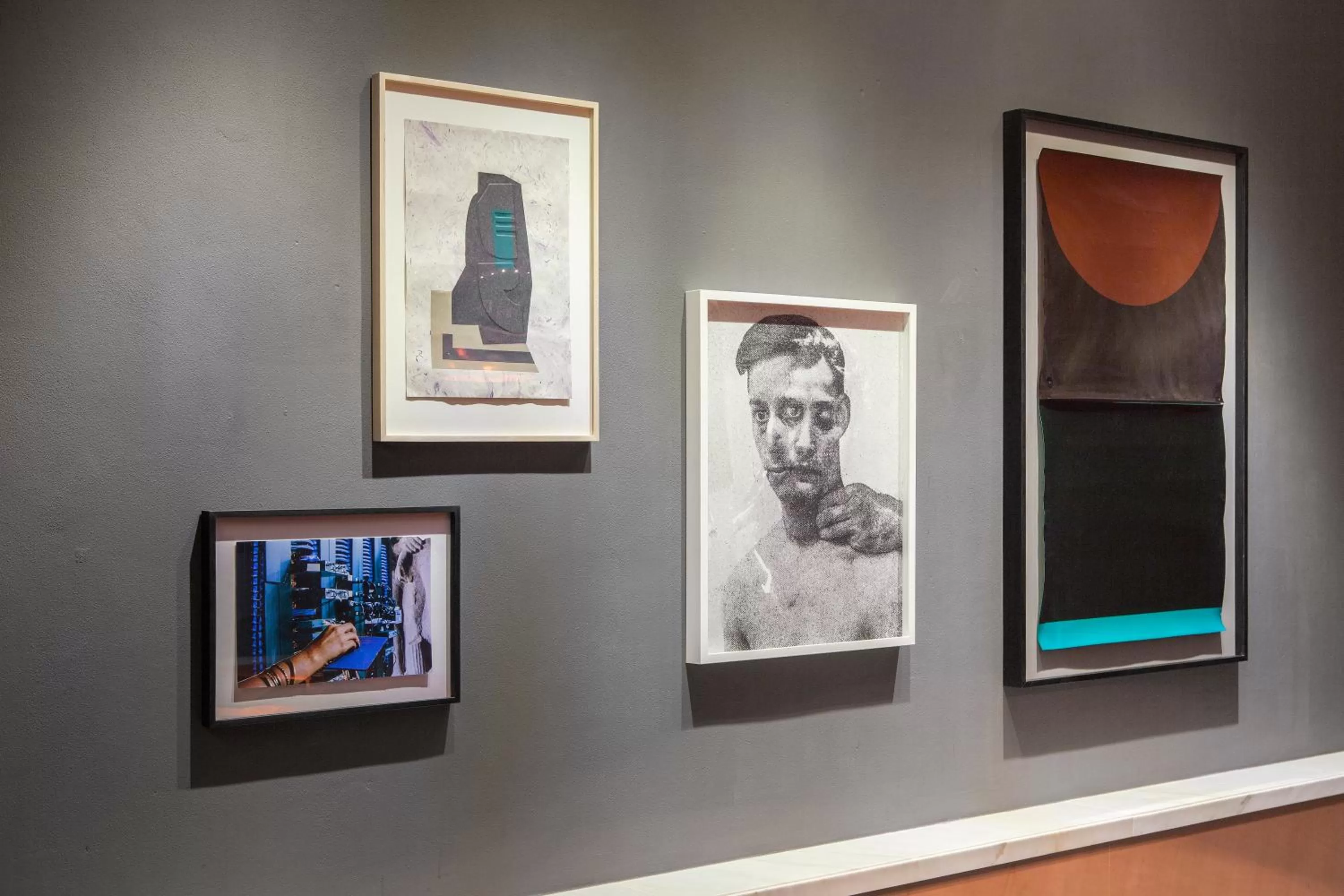 Lounge or bar in The Emblem Prague Hotel - Preferred Hotels & Resorts