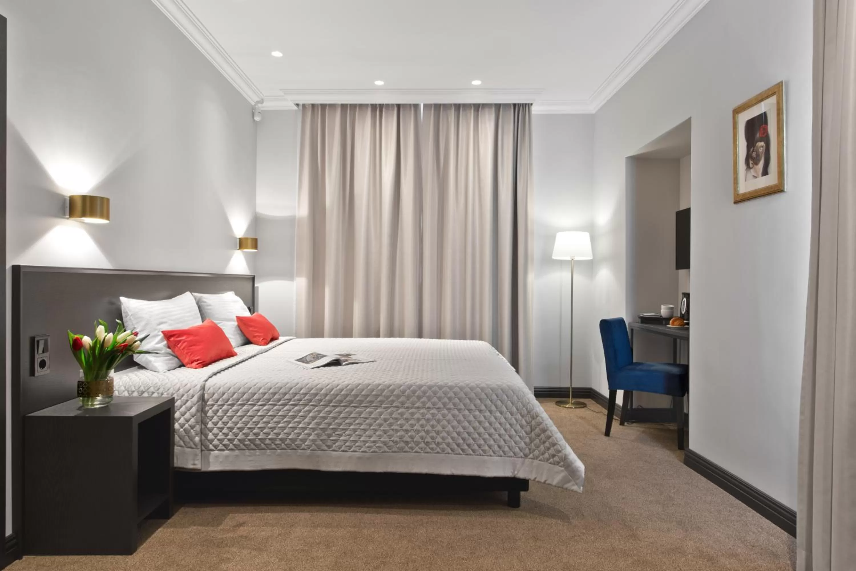 Bedroom, Bed in 15th Avenue