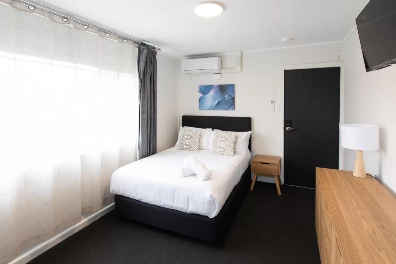 Bed in Blacktown Tavern