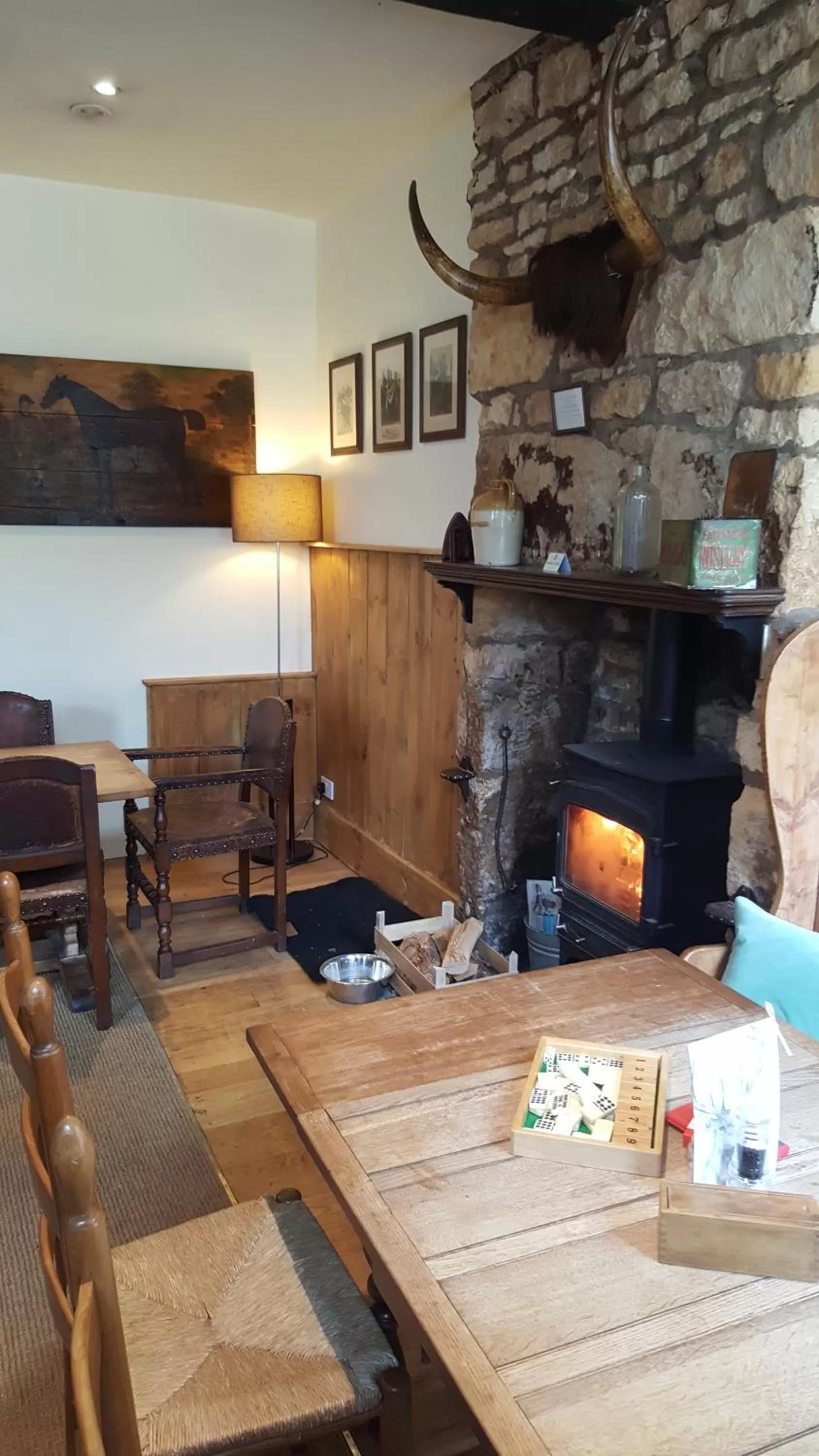 Seating area in Horse and Groom