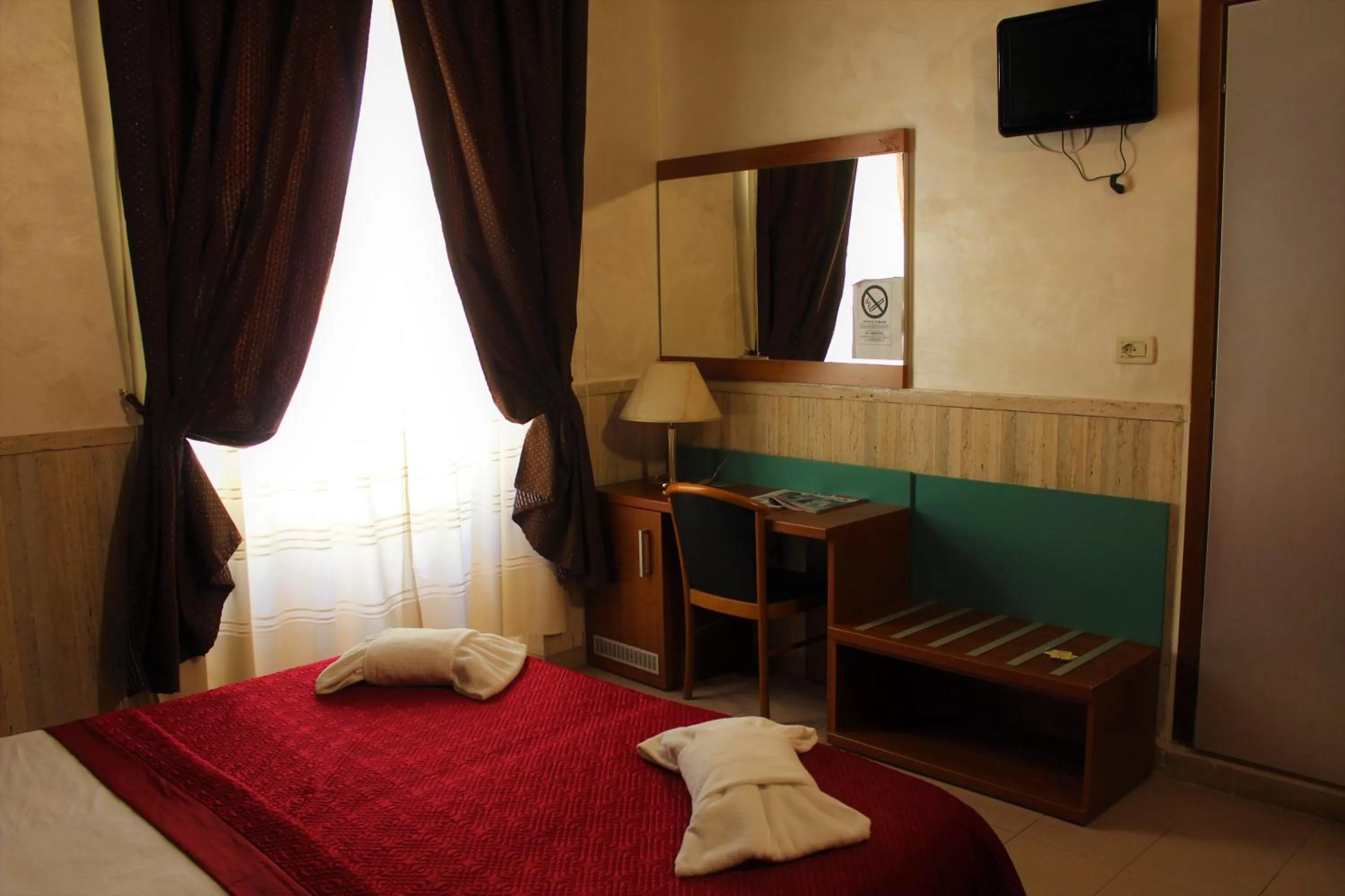 Bed in Hotel Pyramid