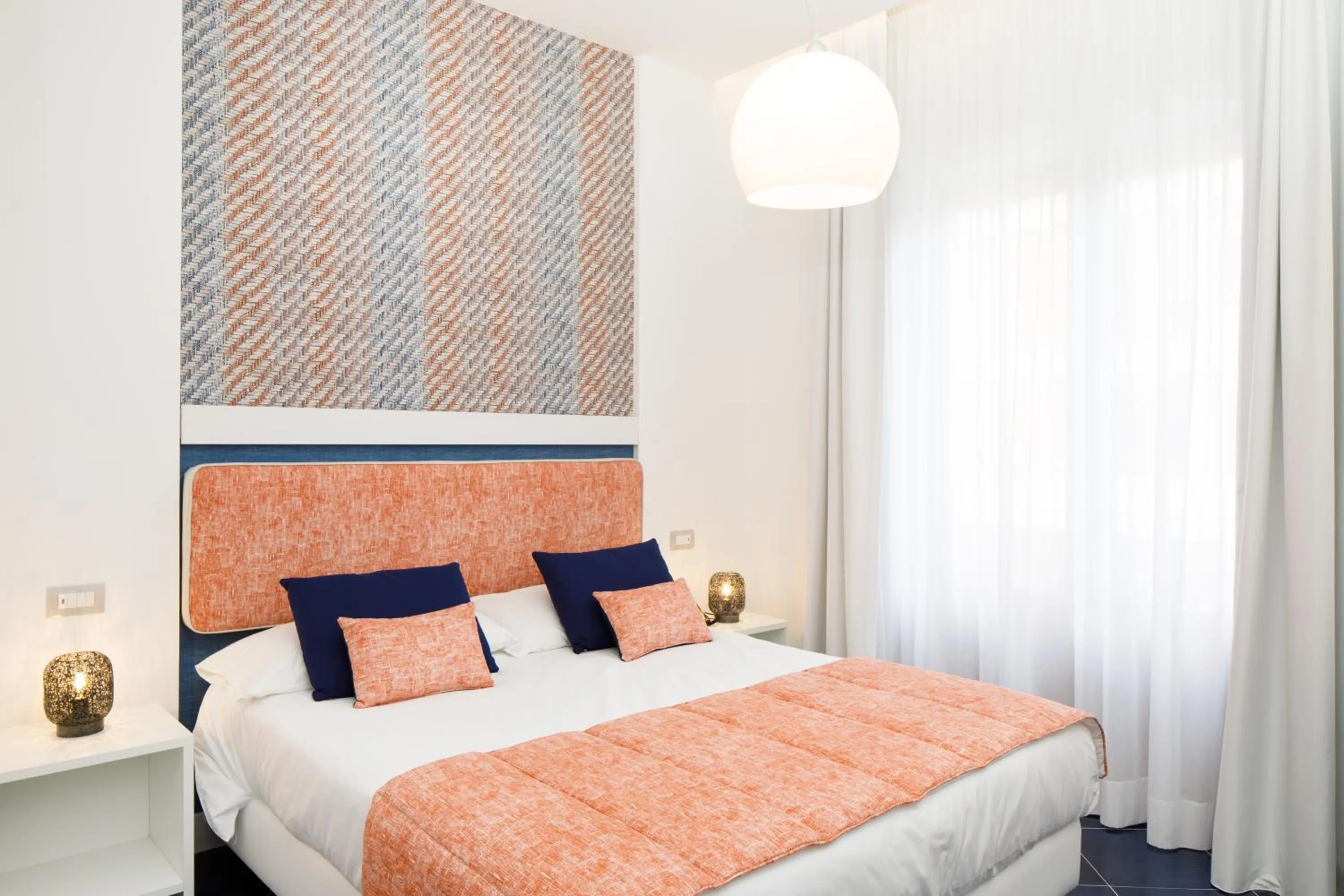 Bedroom, Bed in Hotel Nice