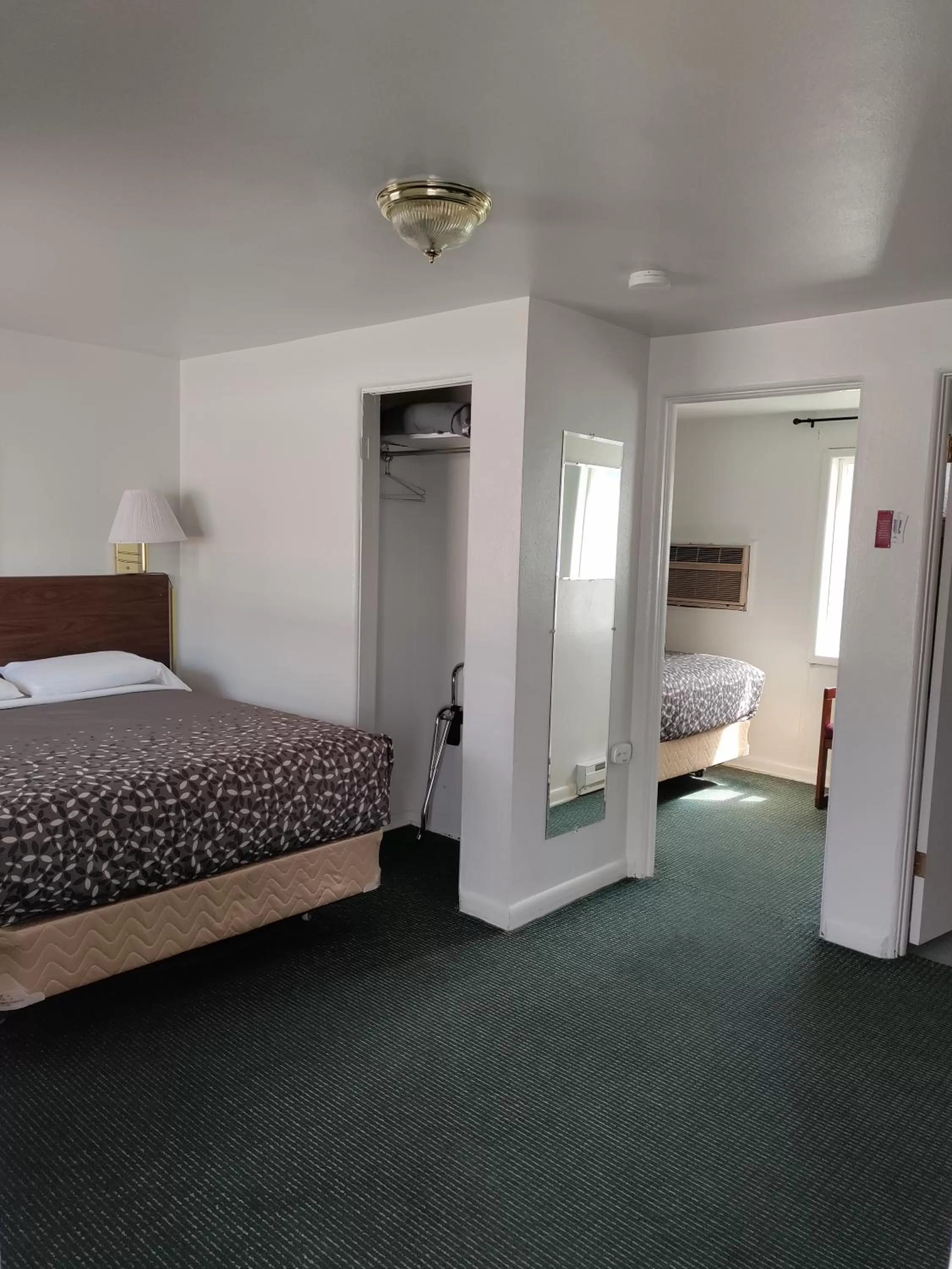 Bed in Eight Bar B Motel