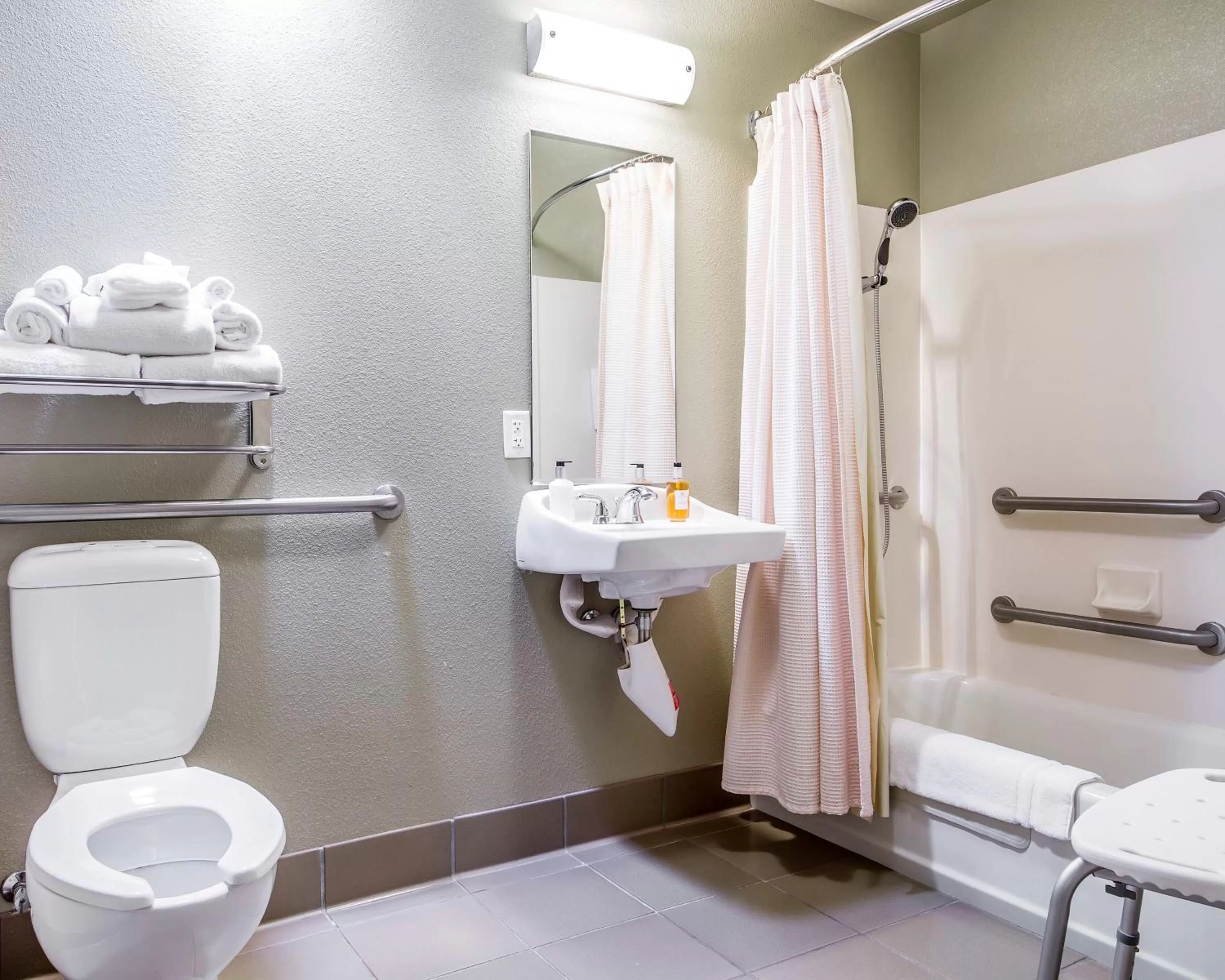 Queen Room with Two Queen Beds - Accessible/Non-Smoking  in Gaia Hotel & Spa Redding, an Ascend Collection Hotel