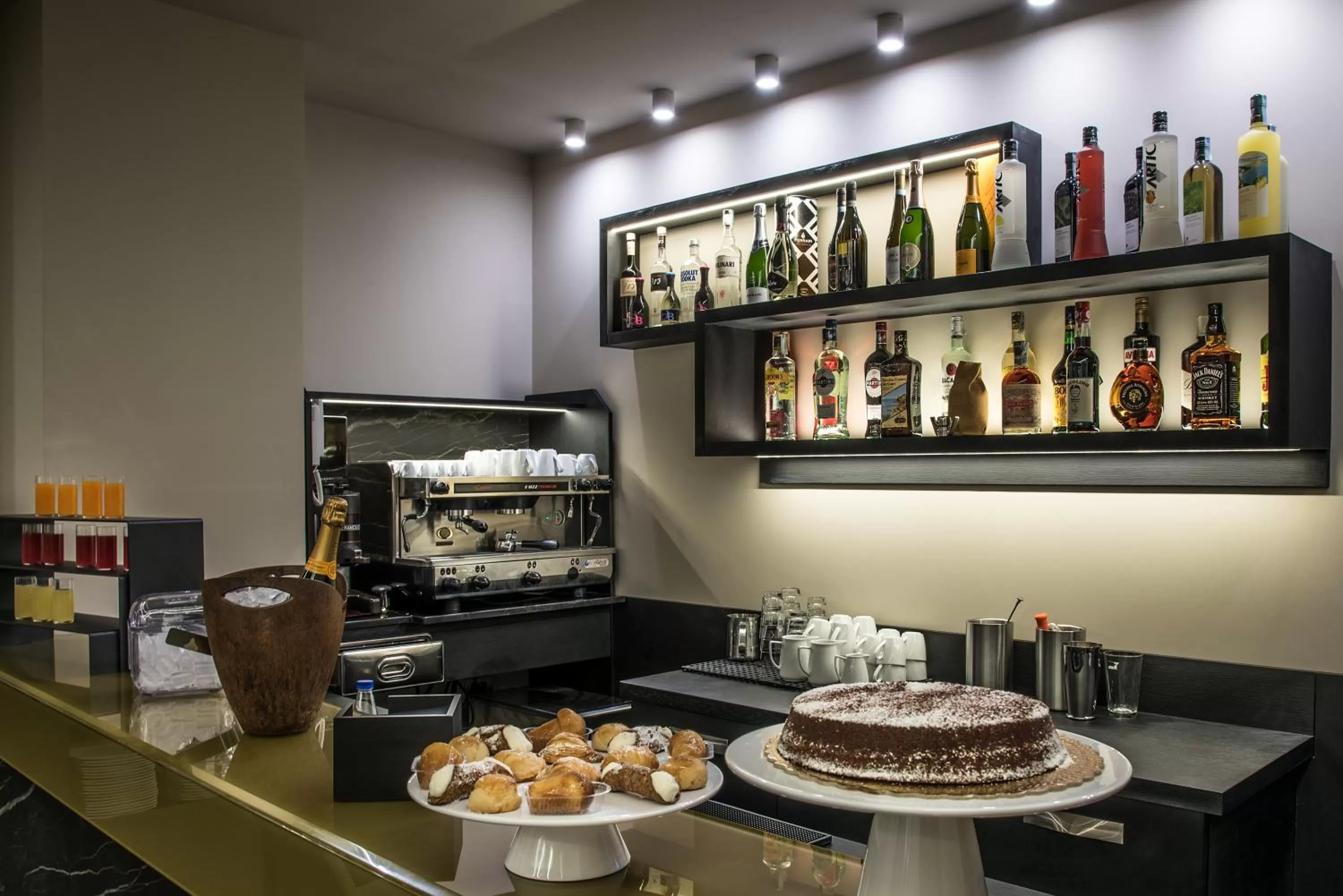 Lounge or bar in Hotel Matilde - Lifestyle Hotel
