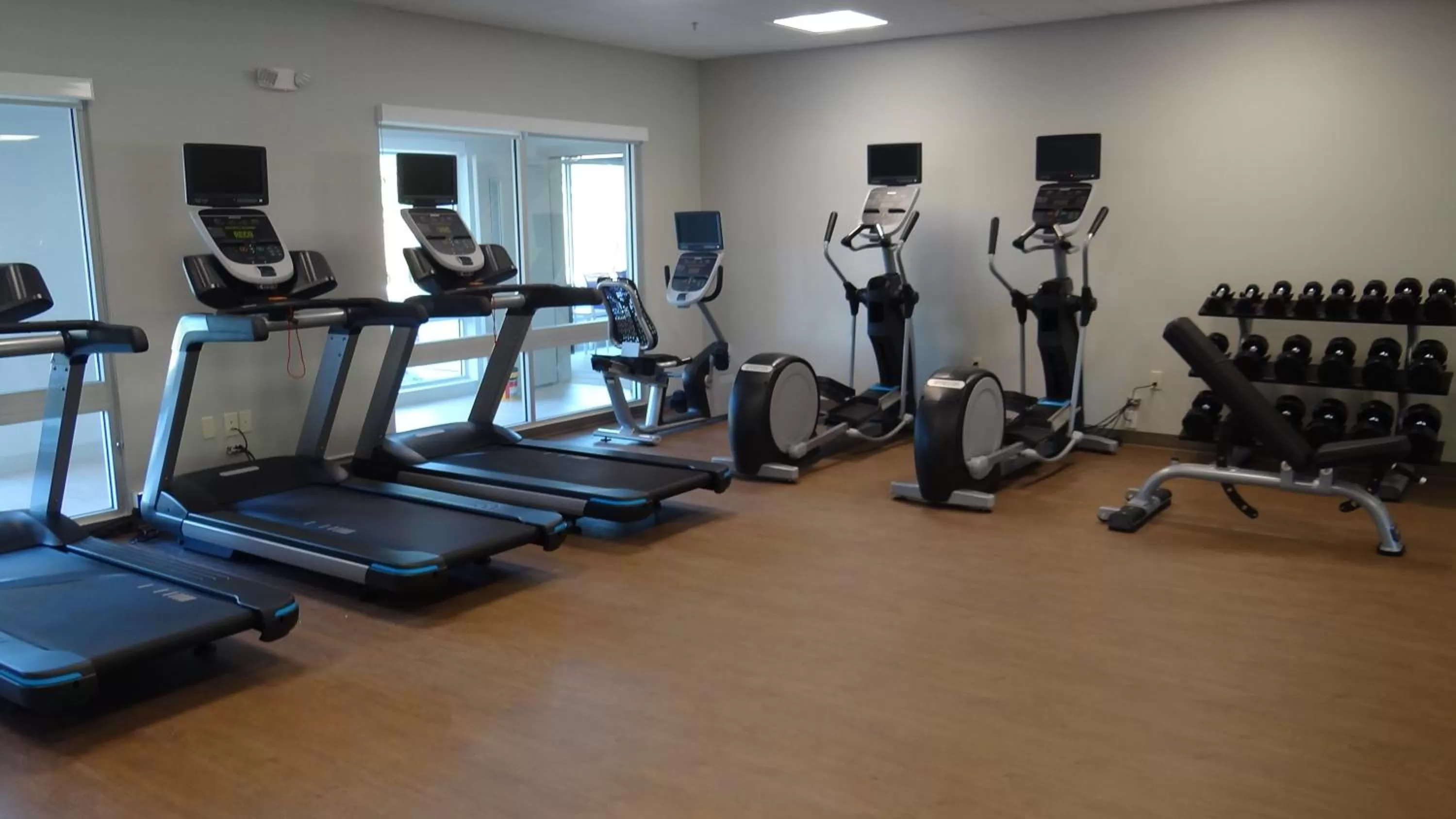 Spa and wellness centre/facilities in Holiday Inn Express & Suites - Auburn Downtown by IHG