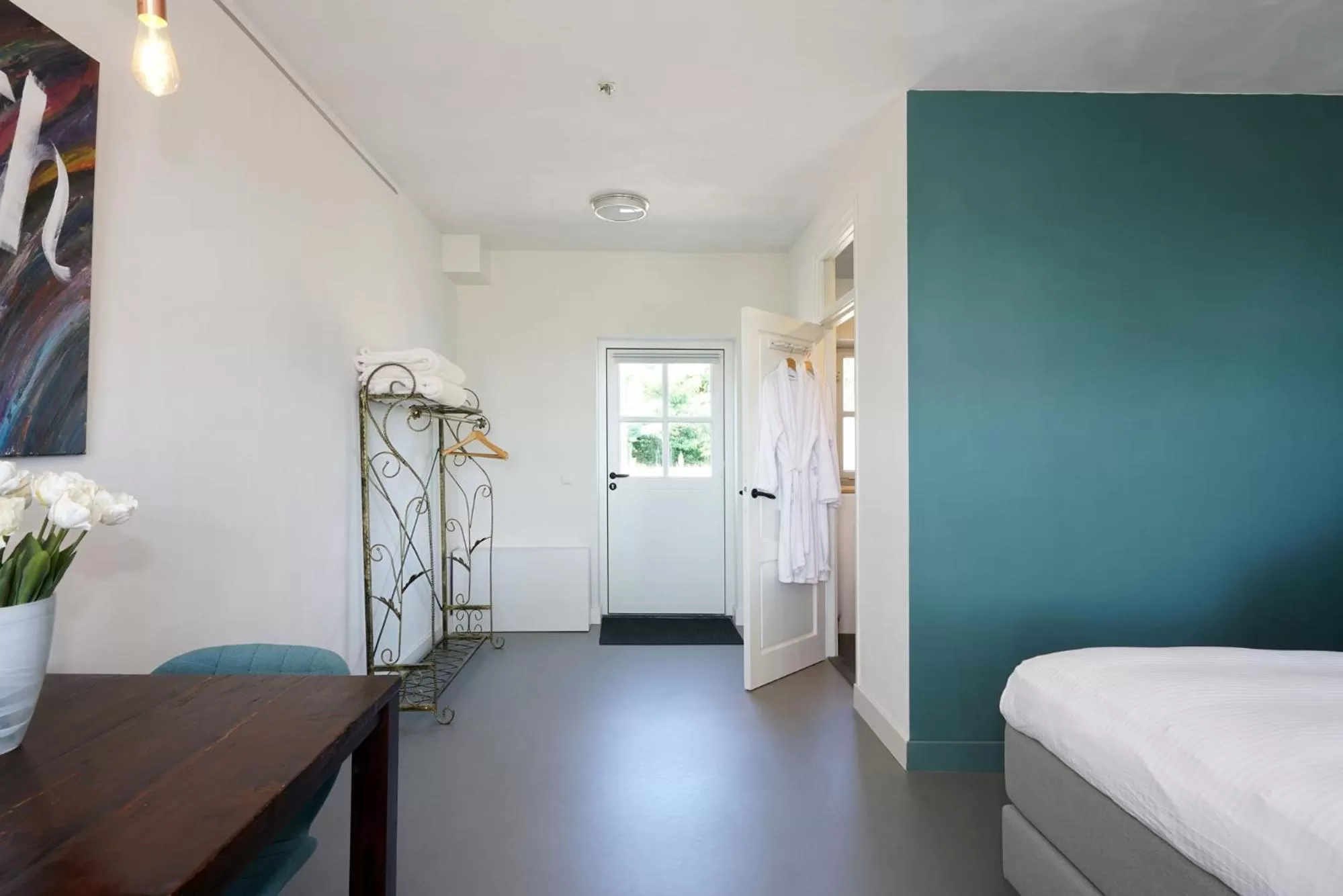 Photo of the whole room, Bed in De Kempse Hoeve B&B