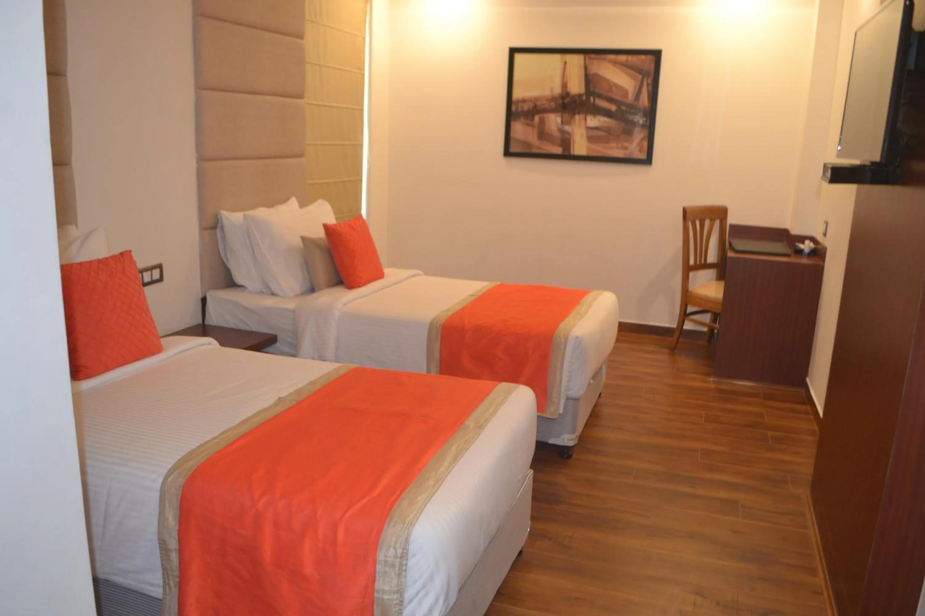 Bedroom, Bed in Hotel Ascent Biz