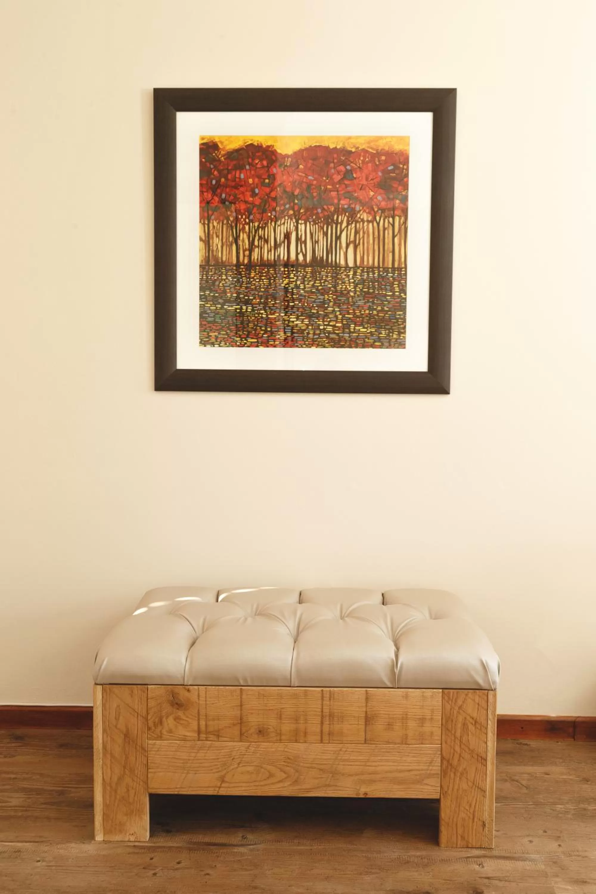 Seating area in Loerie Guest Lodge