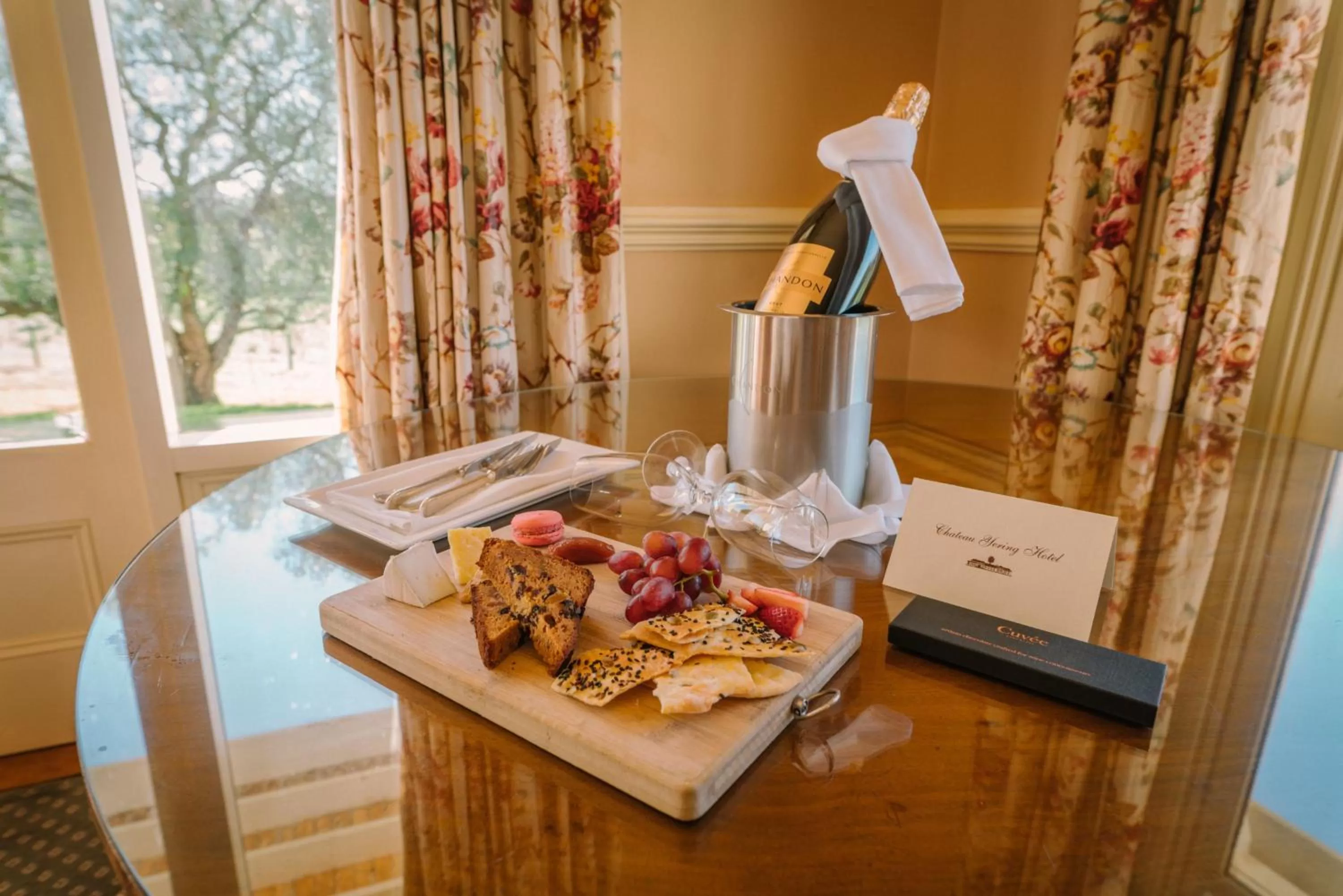 Food and drinks in Chateau Yering