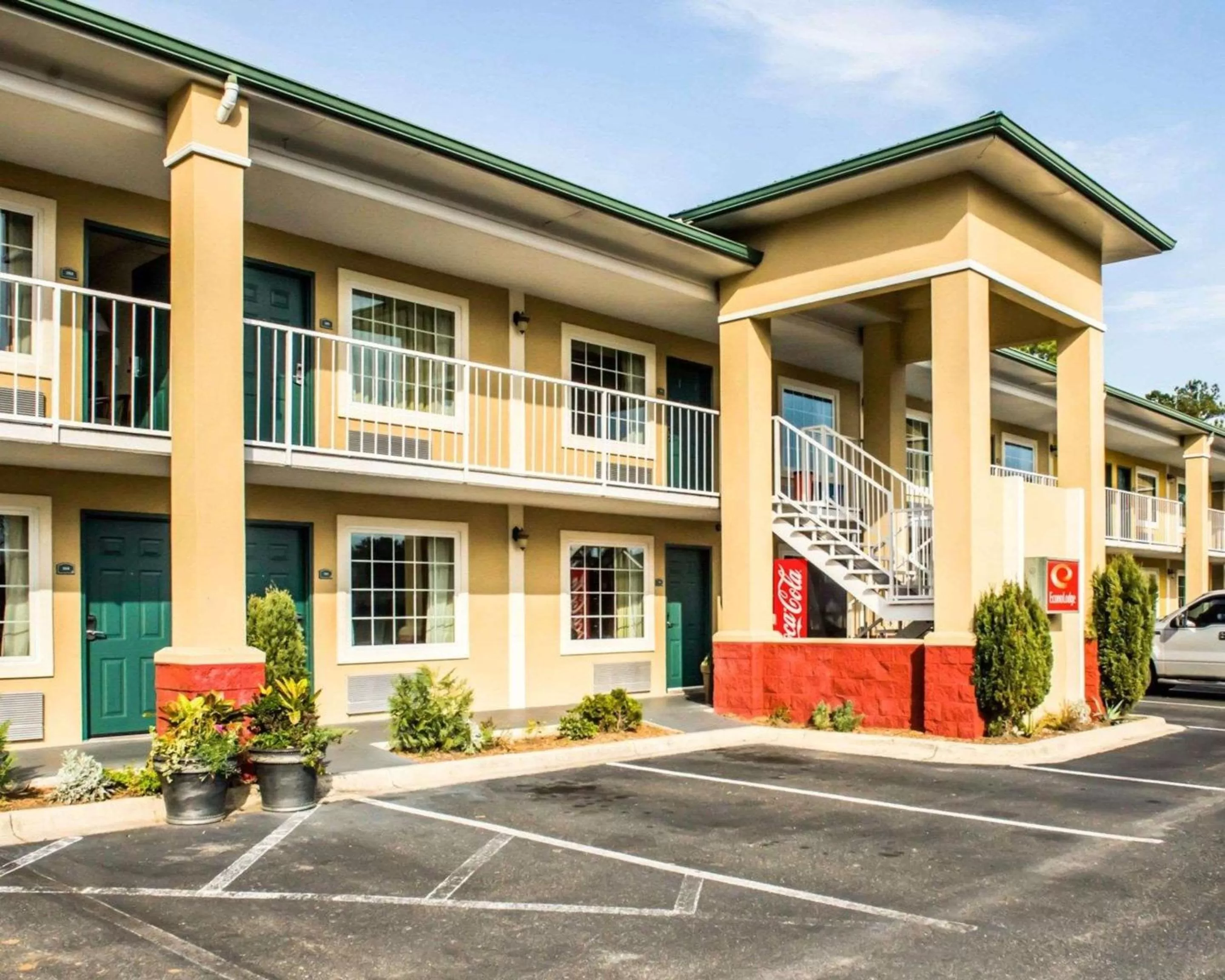 Property building in Econo Lodge Monticello