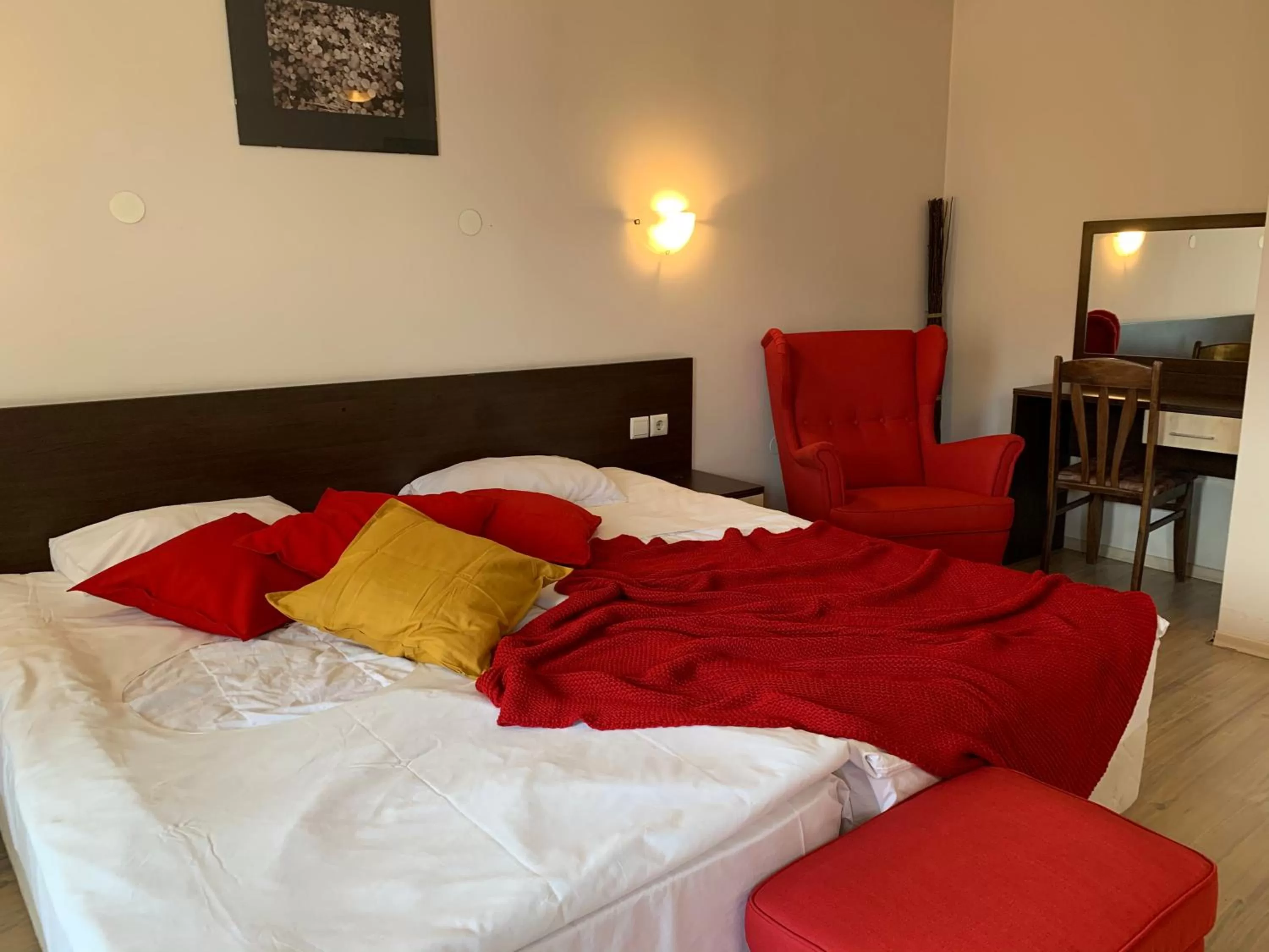 Bed in StayInn Banderitsa Apartments with kitchen & BBQ