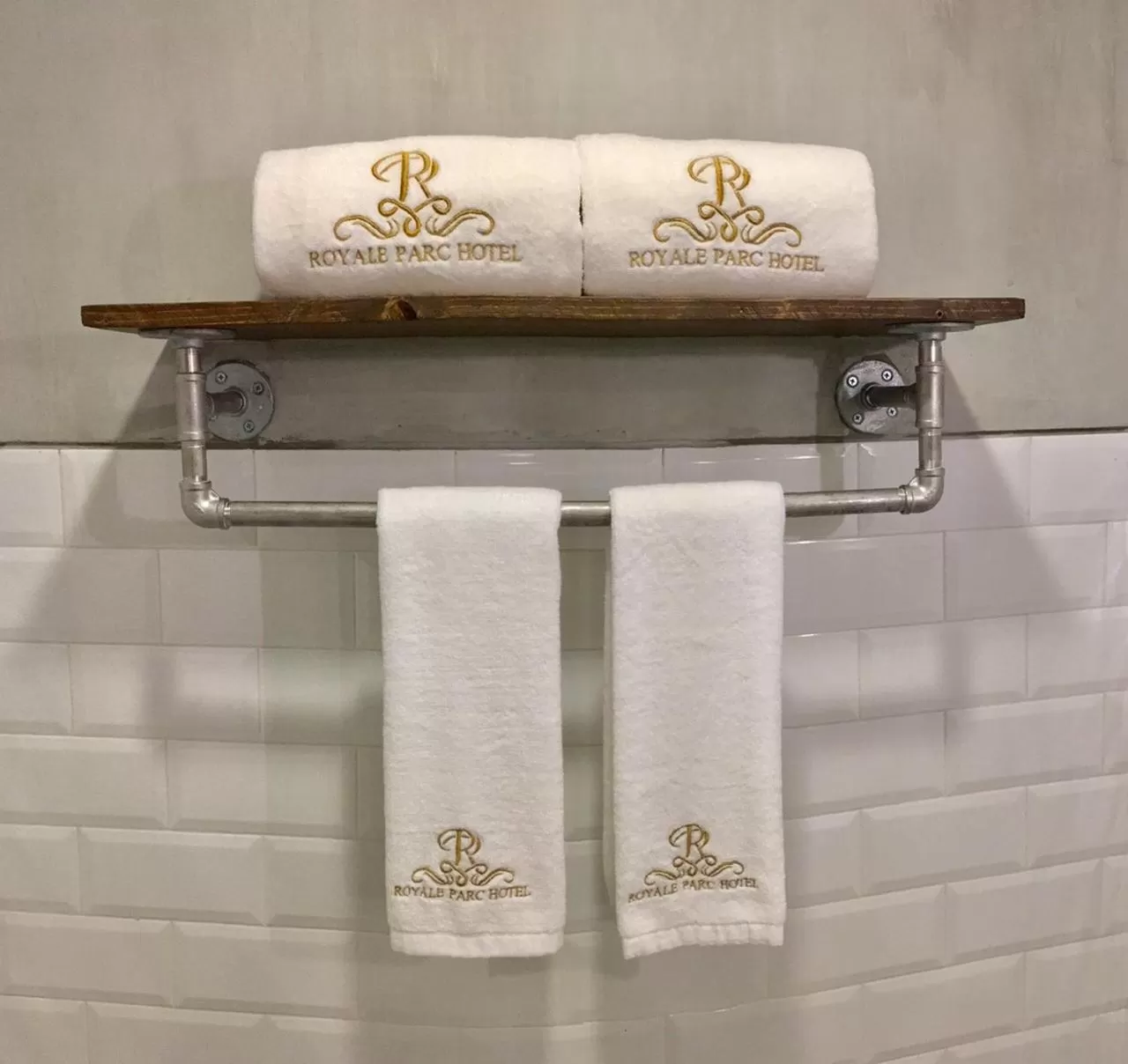 Bathroom in Royale Parc Hotel Tagaytay