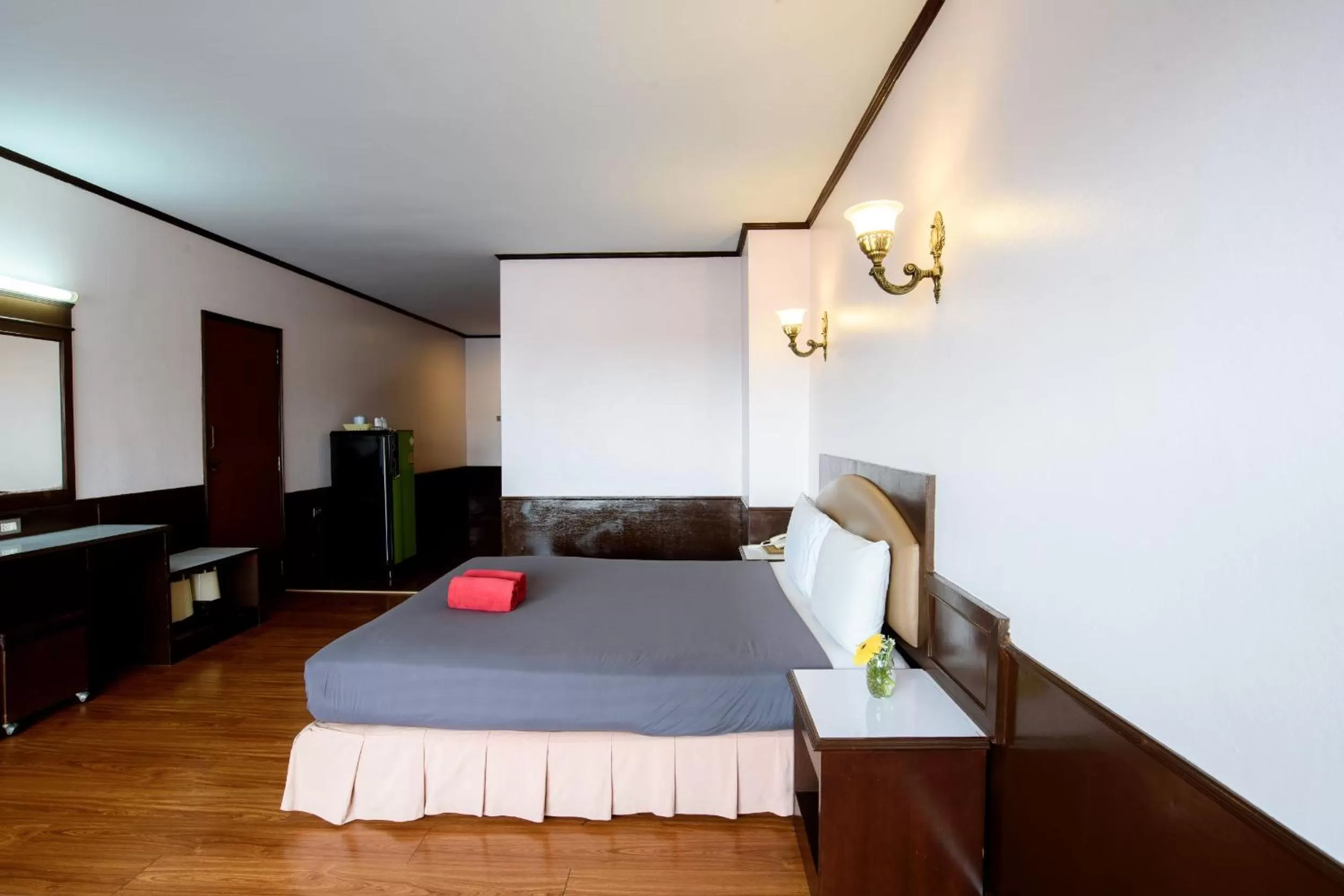 Bed in Marine Yensabai Pattaya