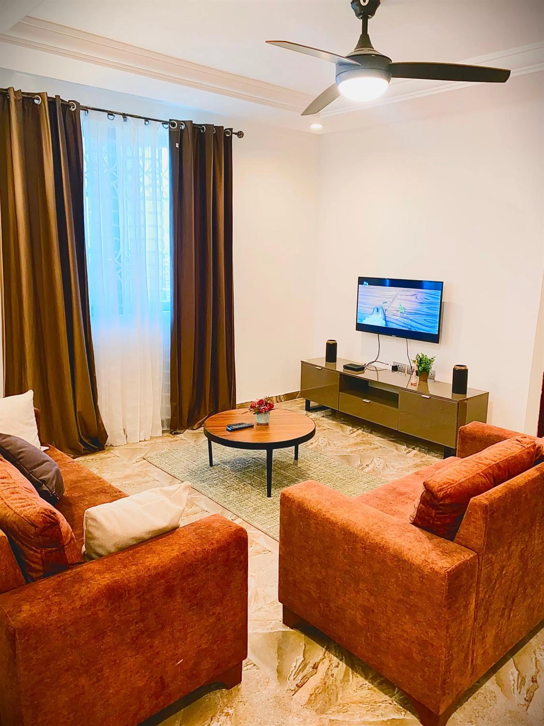 Living room in AIDEN HOMES AND APARTMENTS HOTEl
