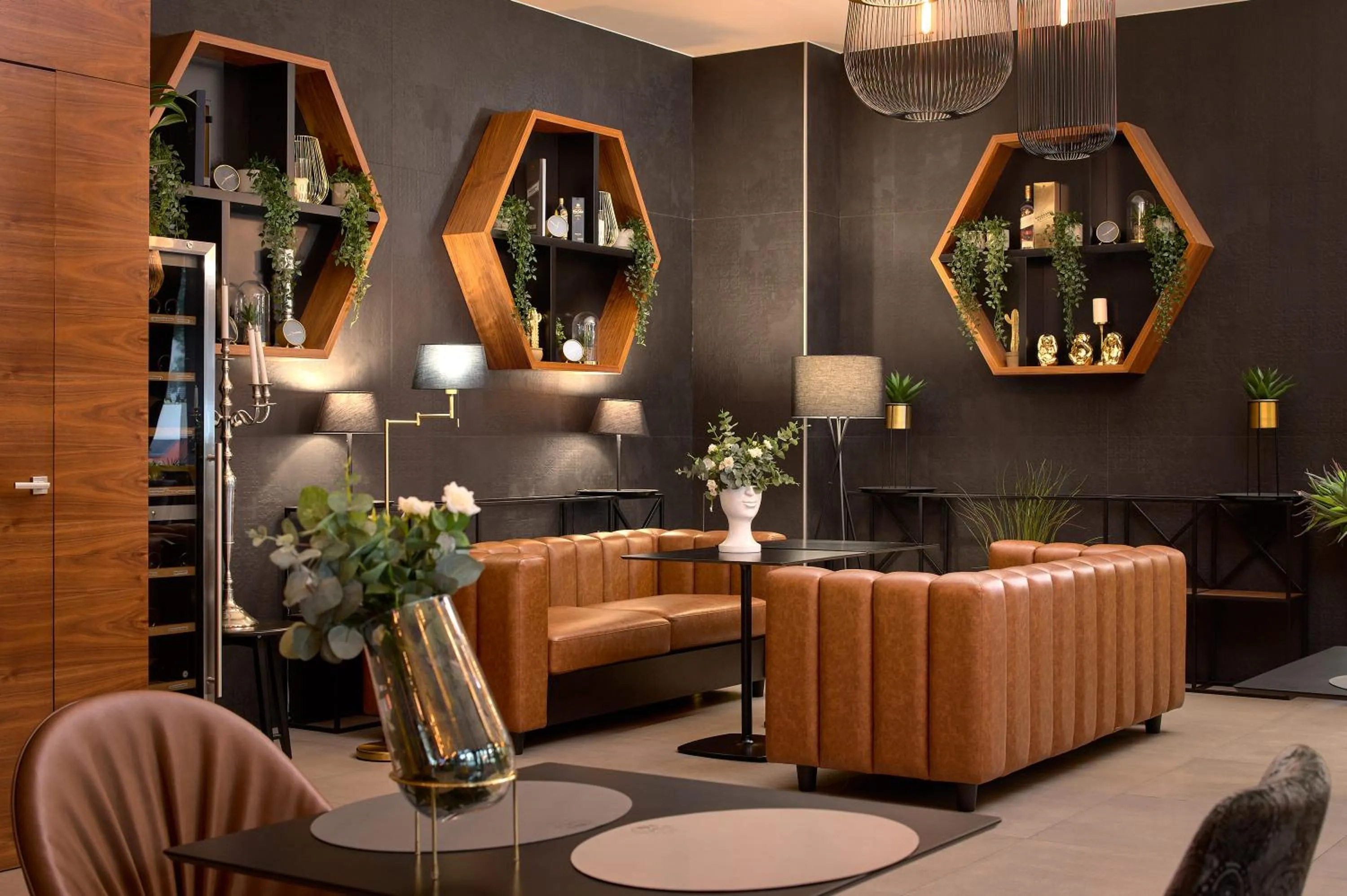 Restaurant/places to eat, Seating Area in Hotel Ora