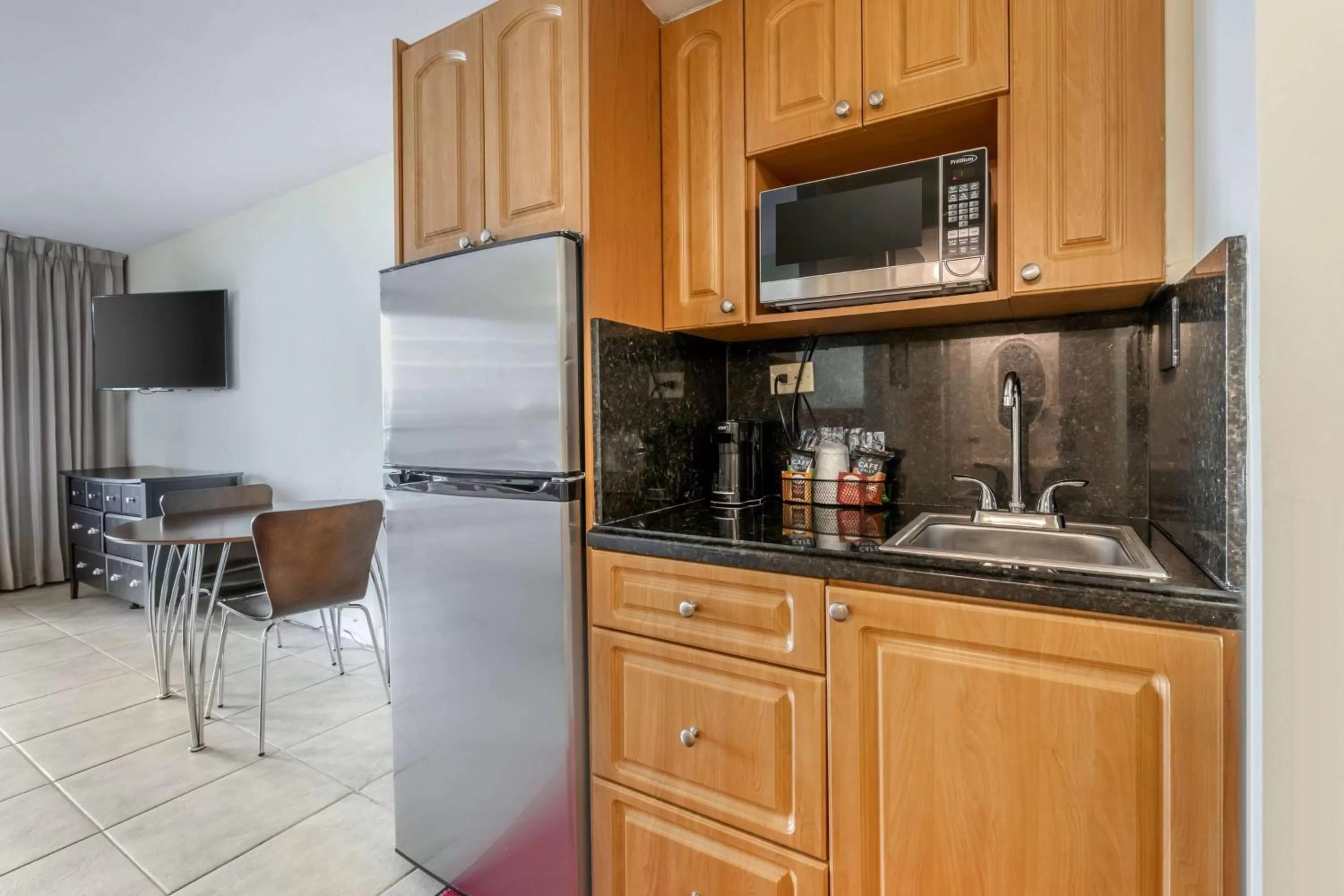 Photo of the whole room in Ramada Plaza by Wyndham Marco Polo Beach Resort