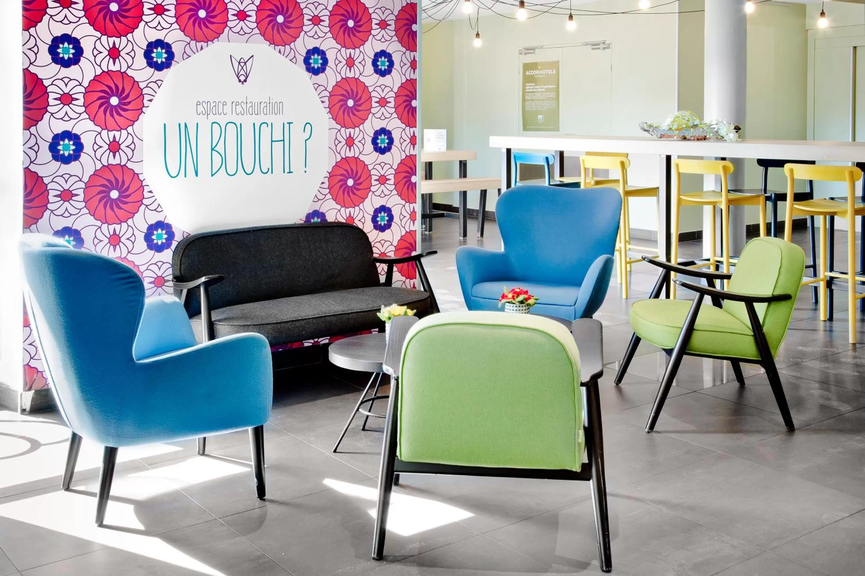 Lounge or bar in ibis Styles Perpignan Canet En Roussillon