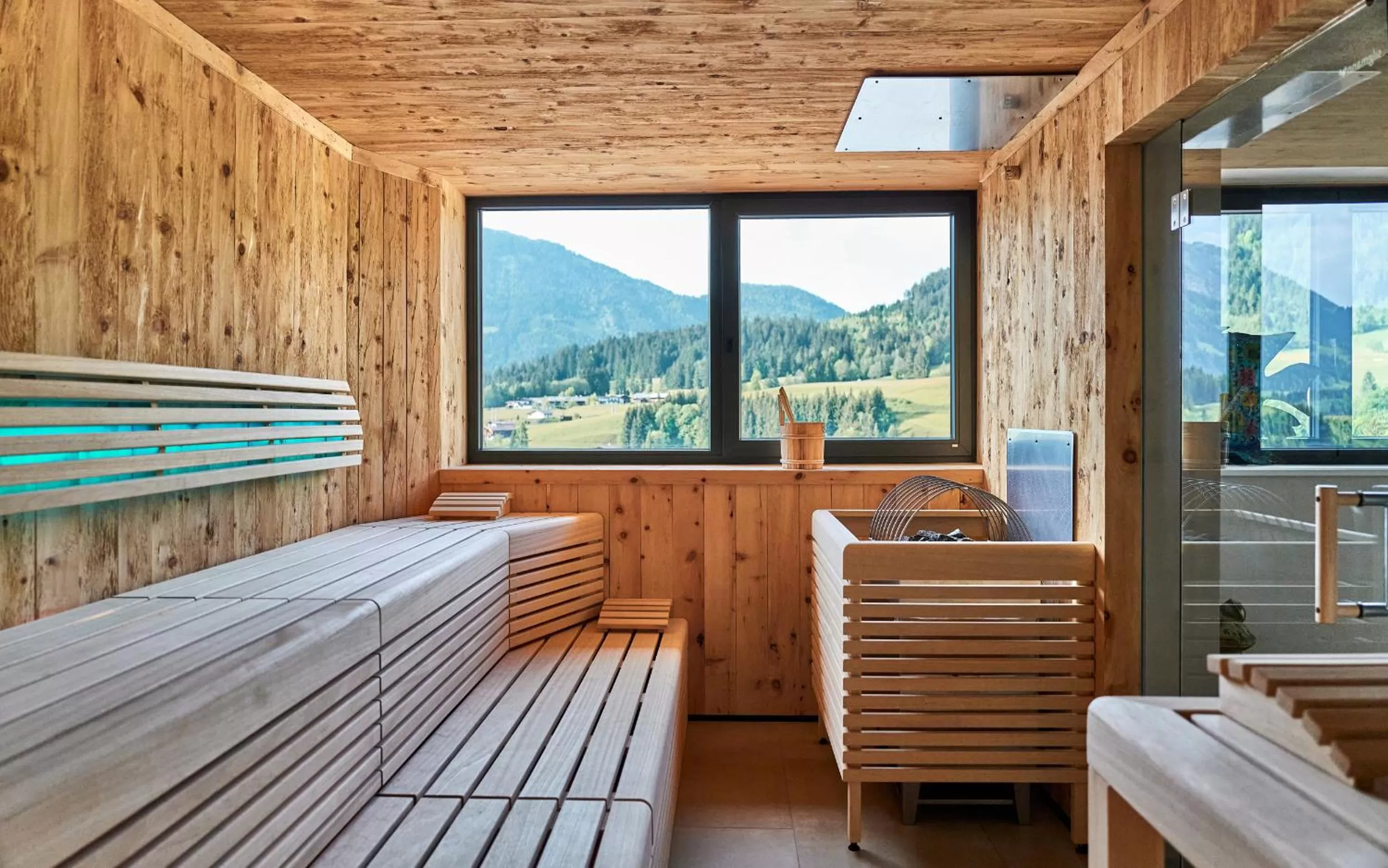 Sauna, Bed in Home suite home