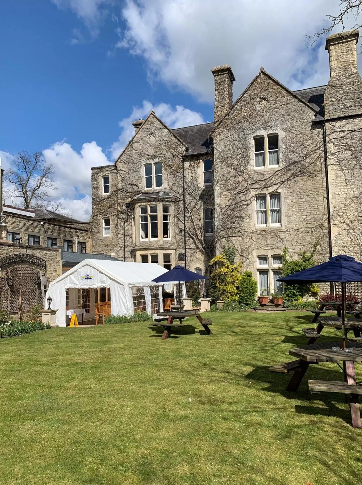 Property building in Littlebury Hotel