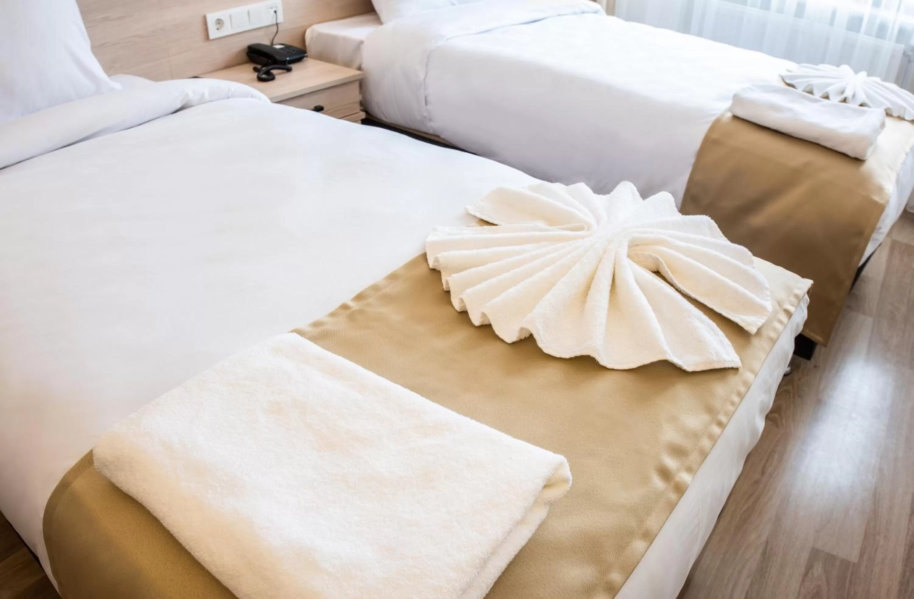 Bed in Royal Bosphorus Hotel & SPA Hamam