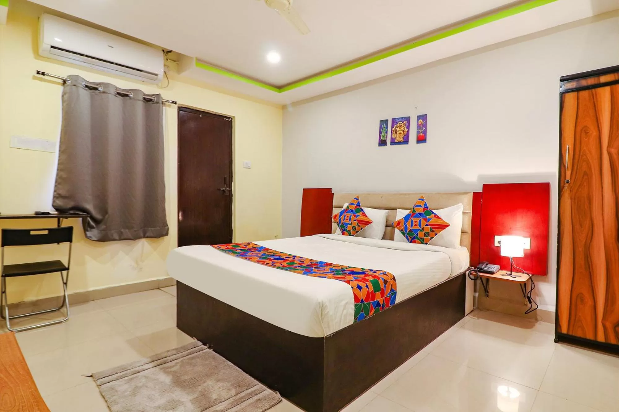 Property building, Bed in FabExpress Broholic Suites - Nr JNTU Kukatpally