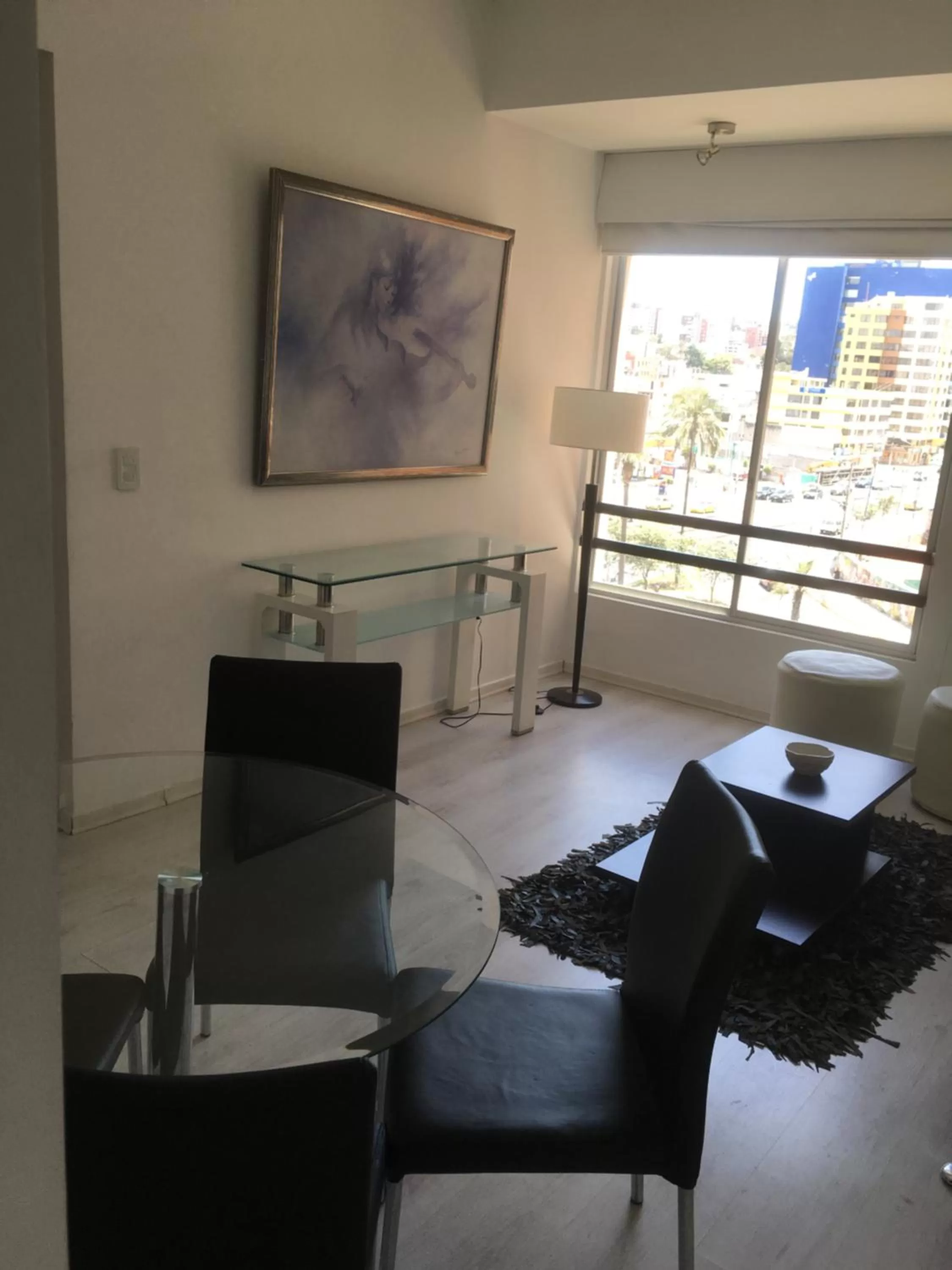 Living room in Suites Parque Real