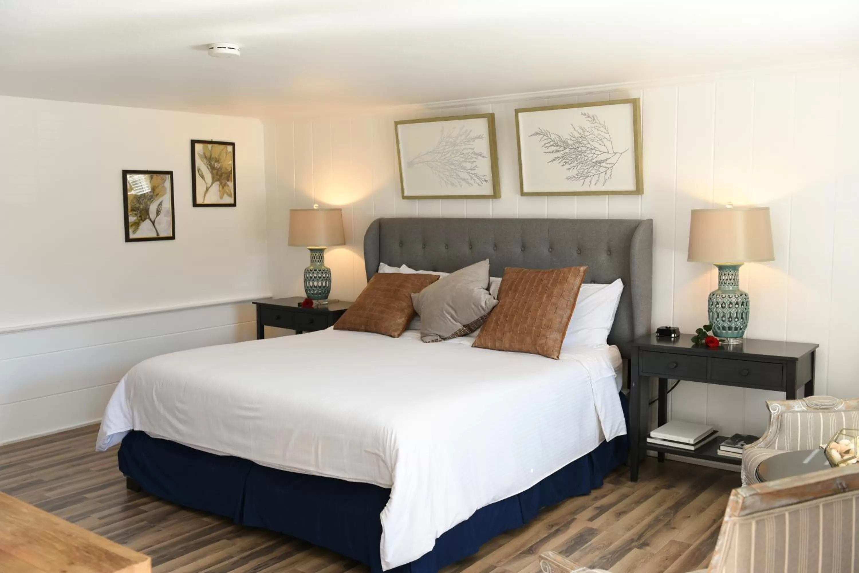 Bed in Cape Cod Veranda