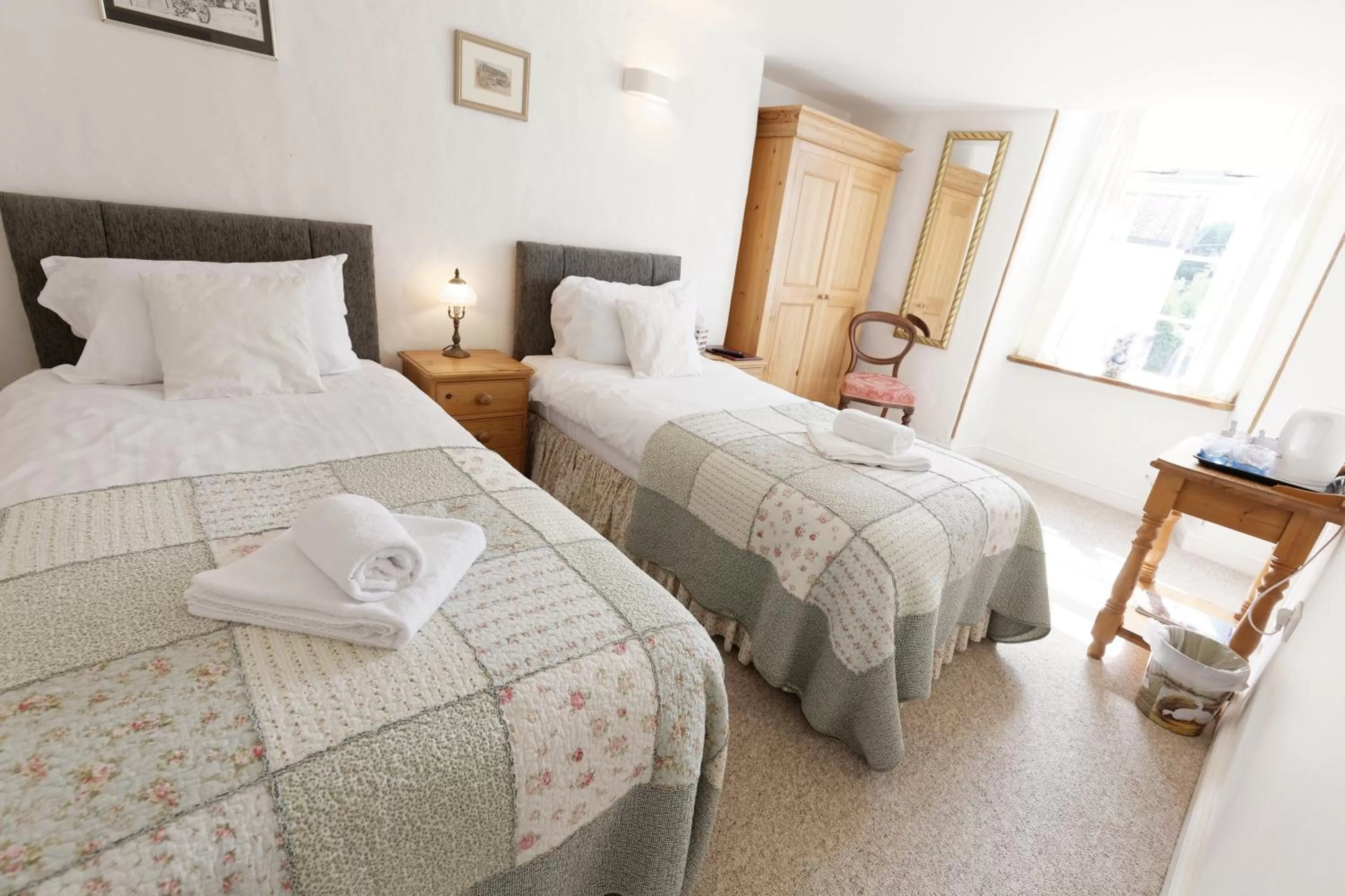 Bedroom, Bed in Rams Head Inn