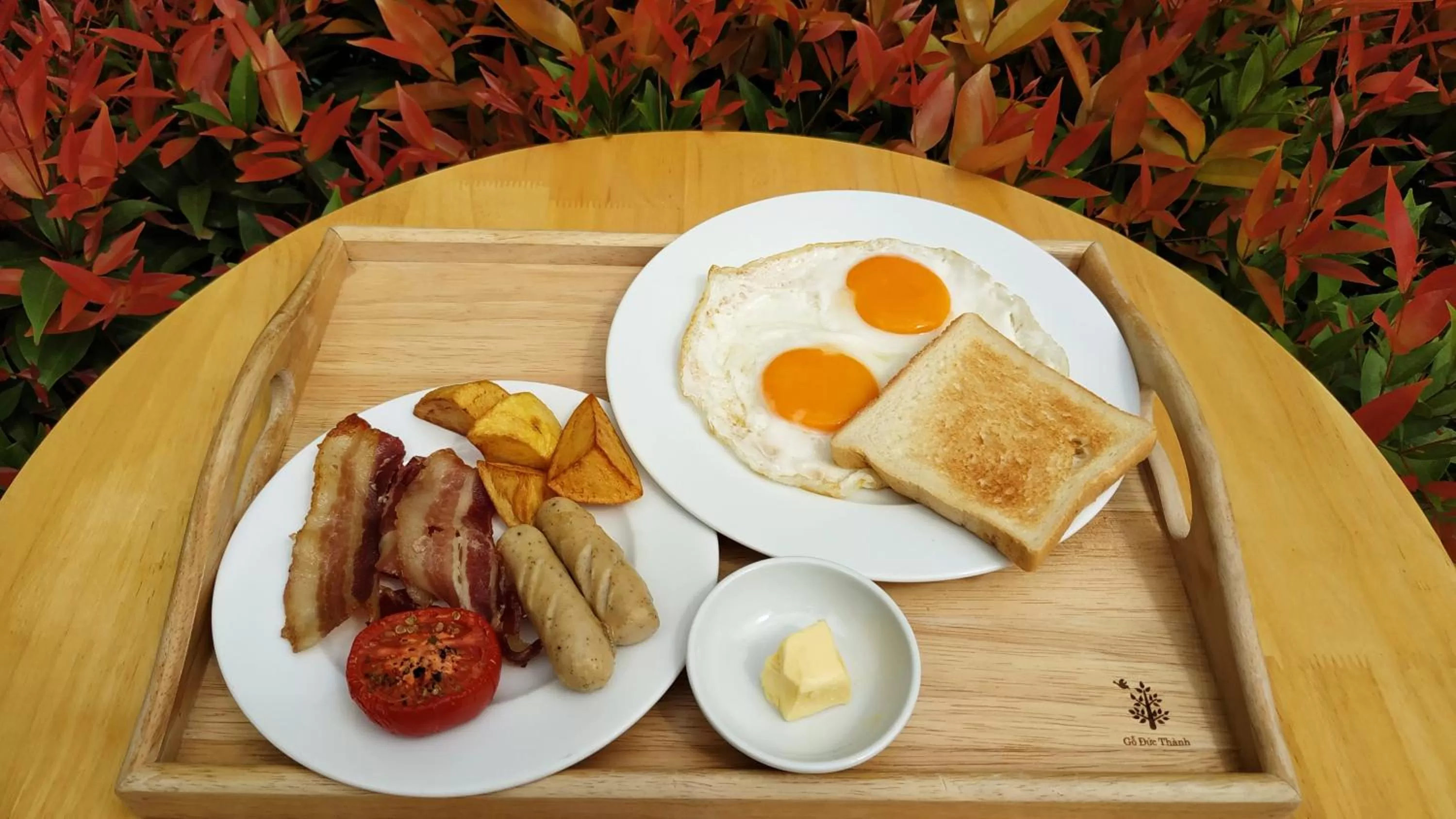 Food in TRIPLE Riverside Villa Hotel HoiAn