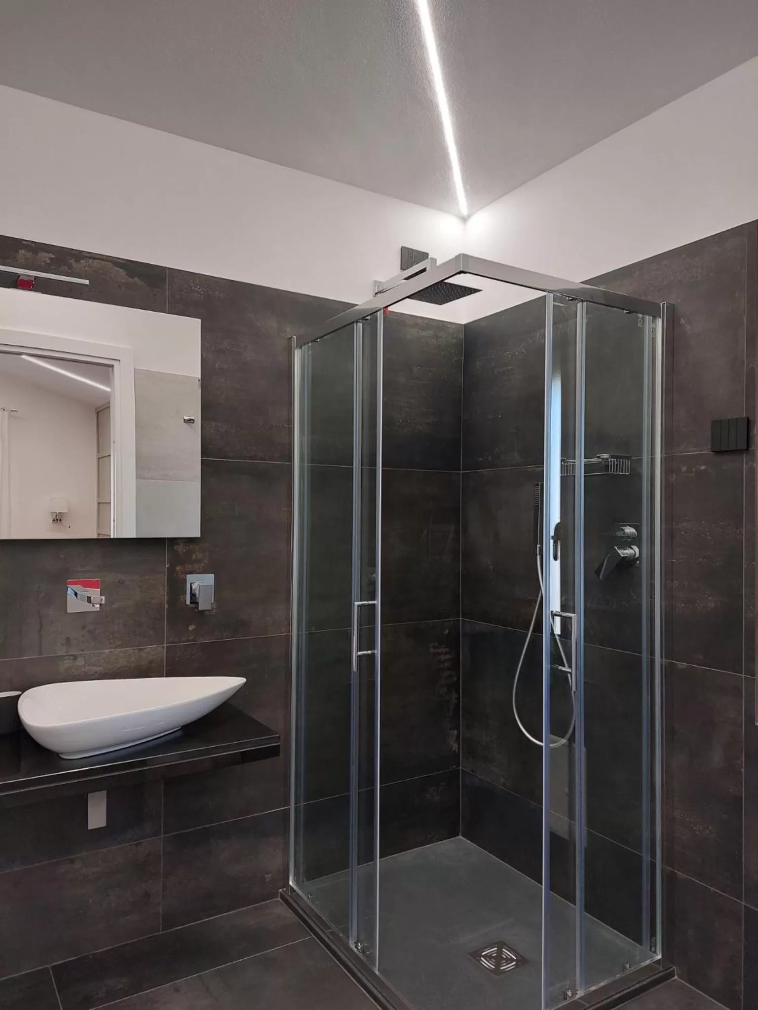 Bathroom in Incantos charme B&B