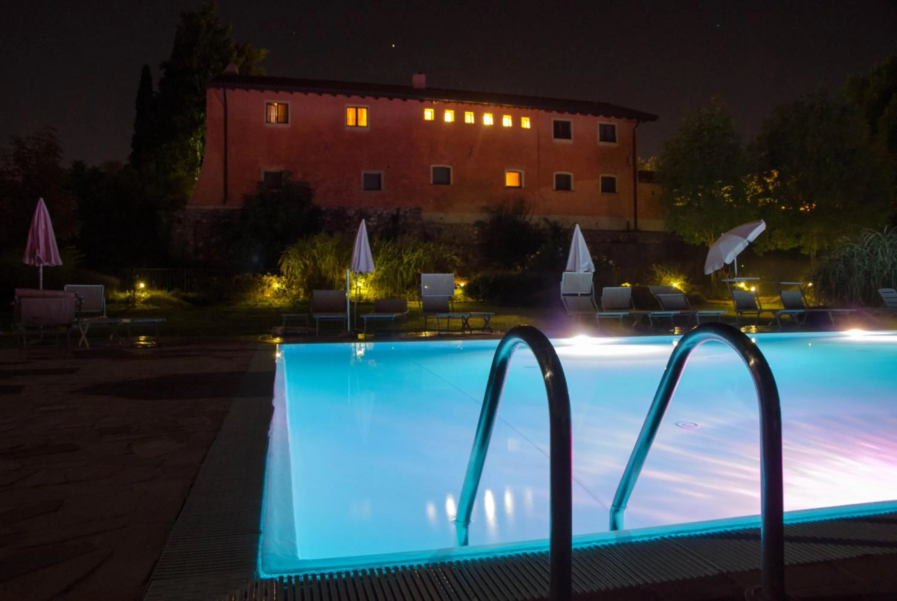 Swimming pool in Relais Corte Cavalli